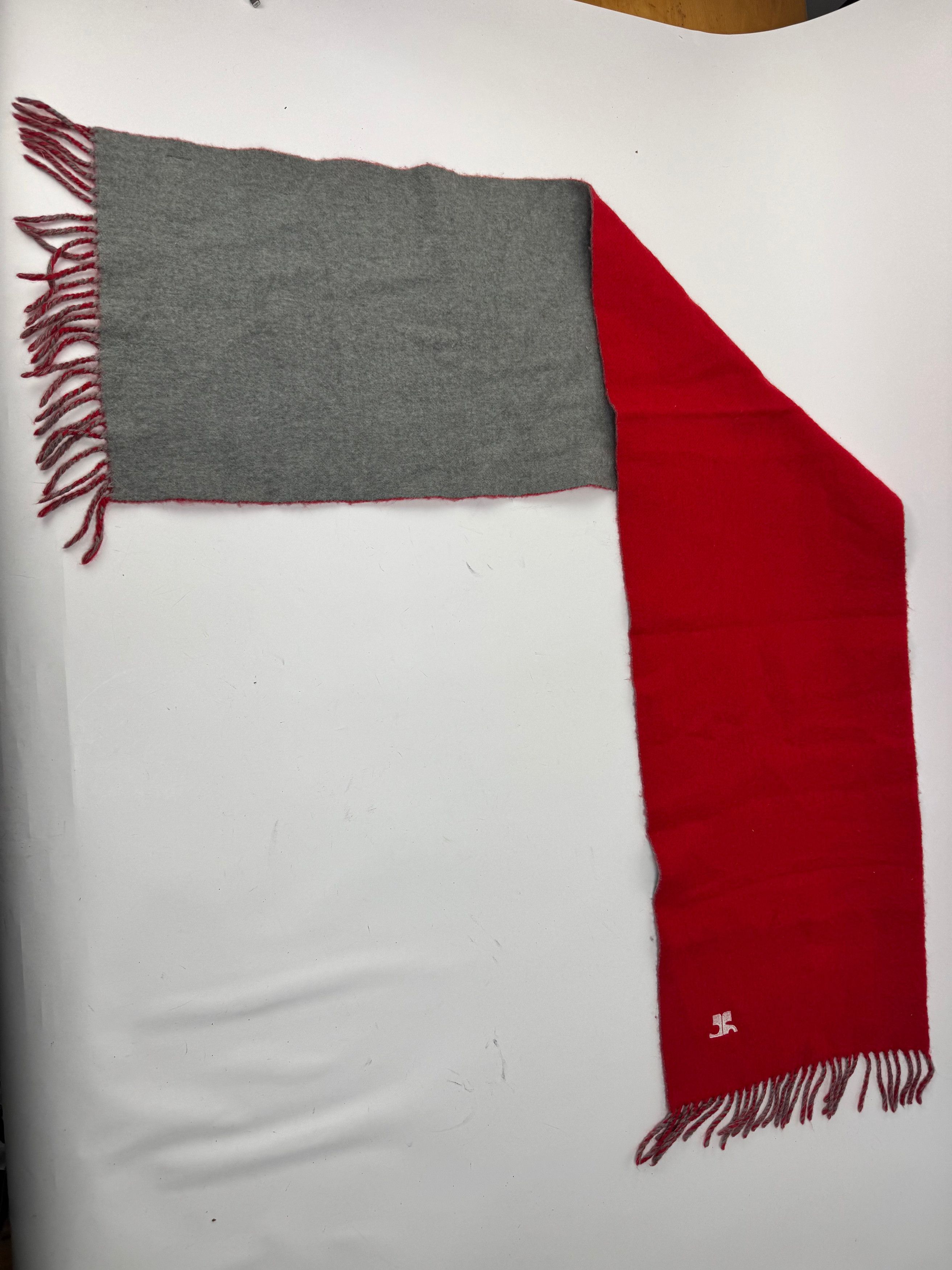 Courreges Vintage Paris wool scarf red grey Size ONE SIZE - 10 Thumbnail