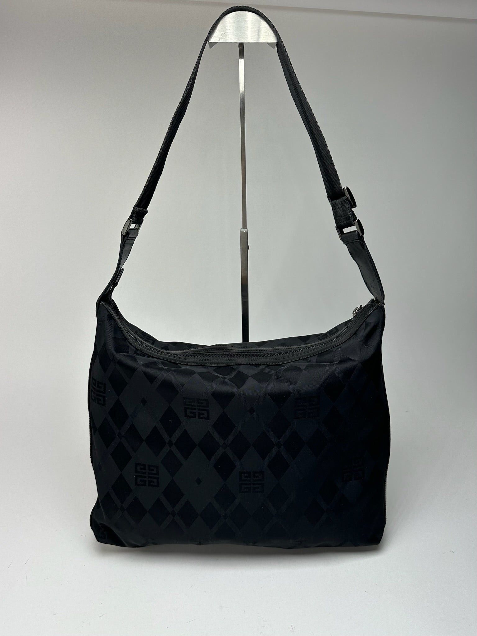 Givenchy Vintage Monogram Handbag black Size ONE SIZE - 3 Thumbnail