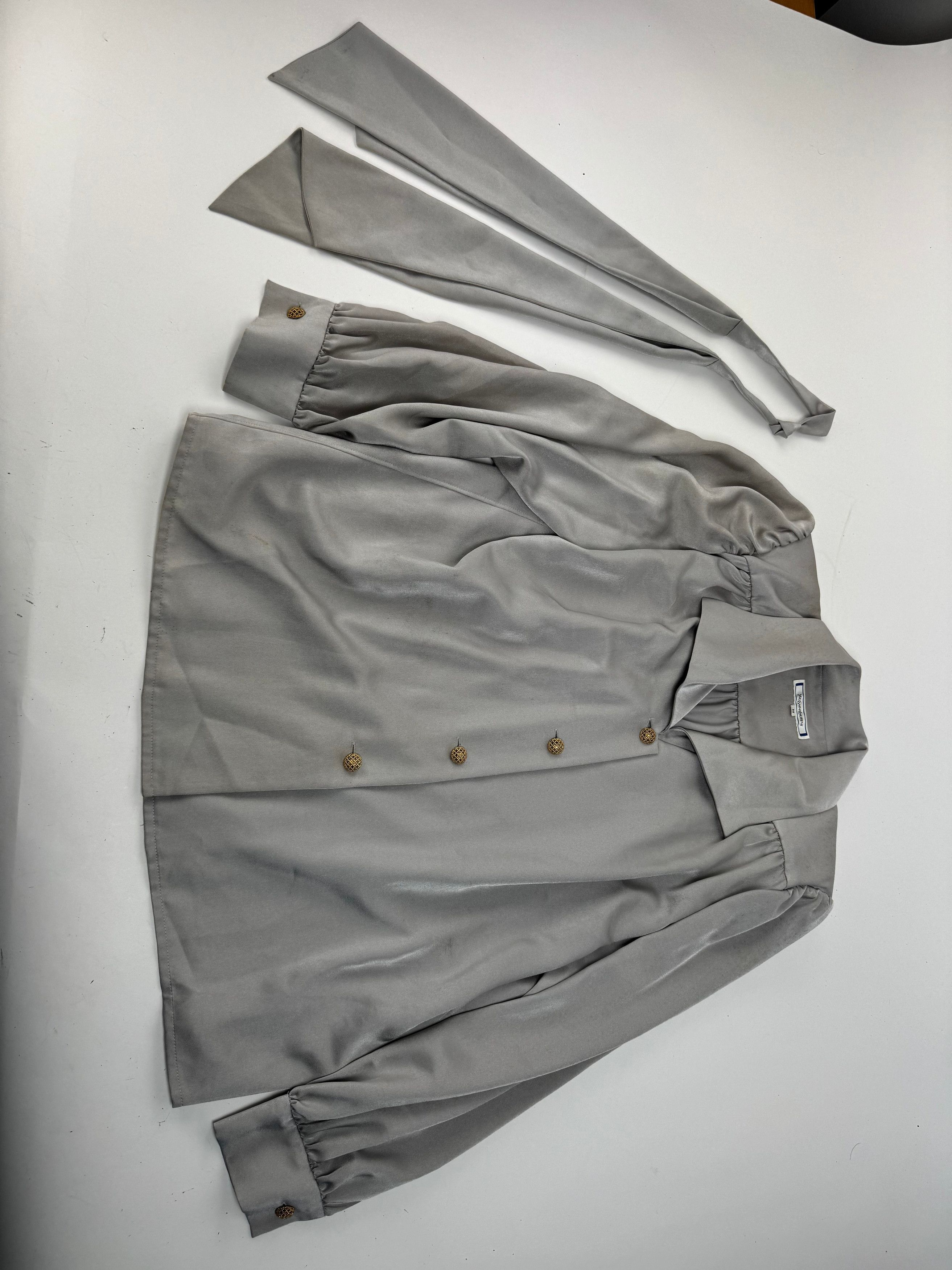 Other Vintage Yves Saint Laurent Silk Blouse silver 38/M Size M / US 6-8 / IT 42-44 - 4 Thumbnail