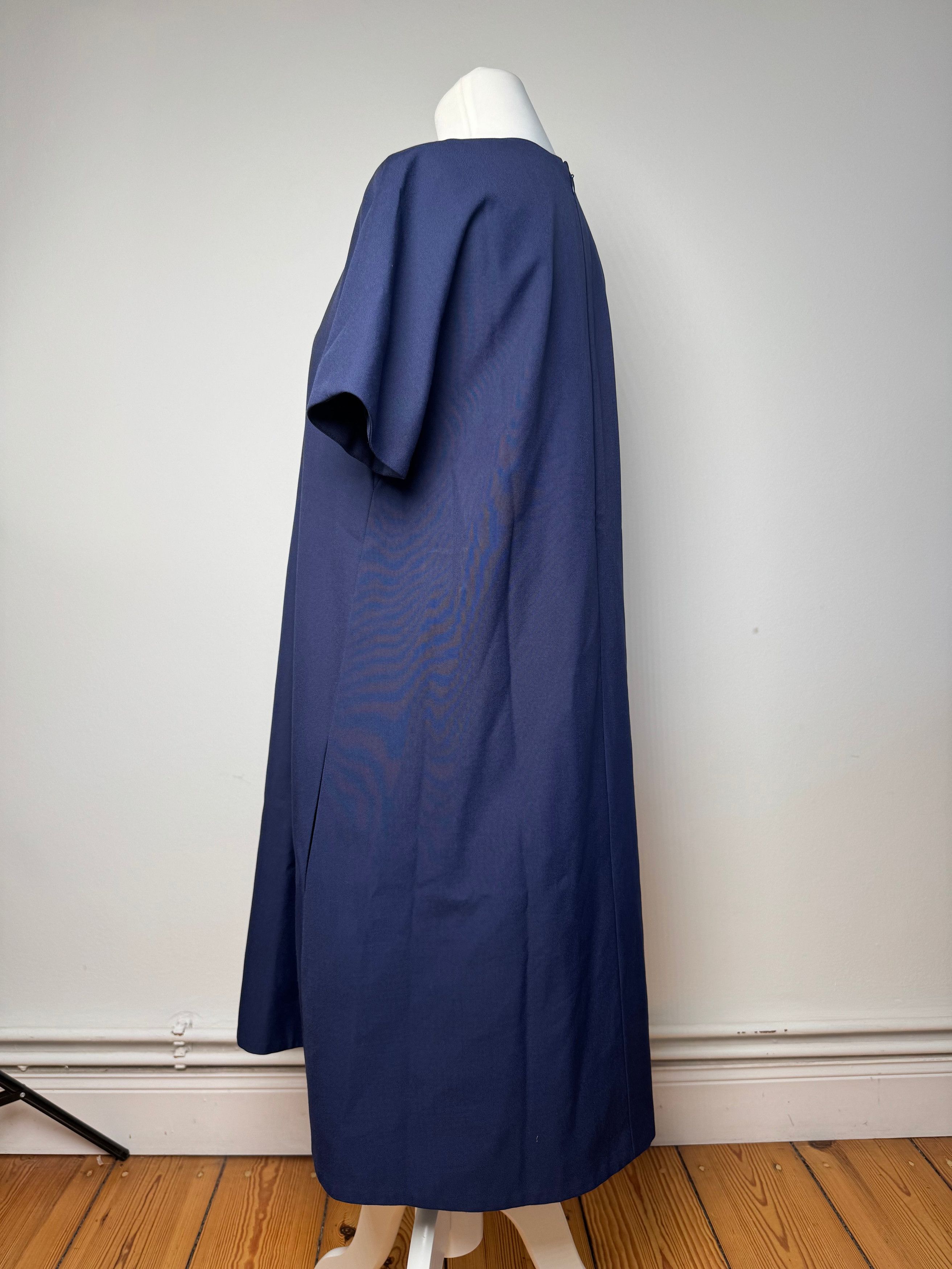 Balenciaga Vintage wool dress L Navy Size L / US 10 / IT 46 - 2 Thumbnail