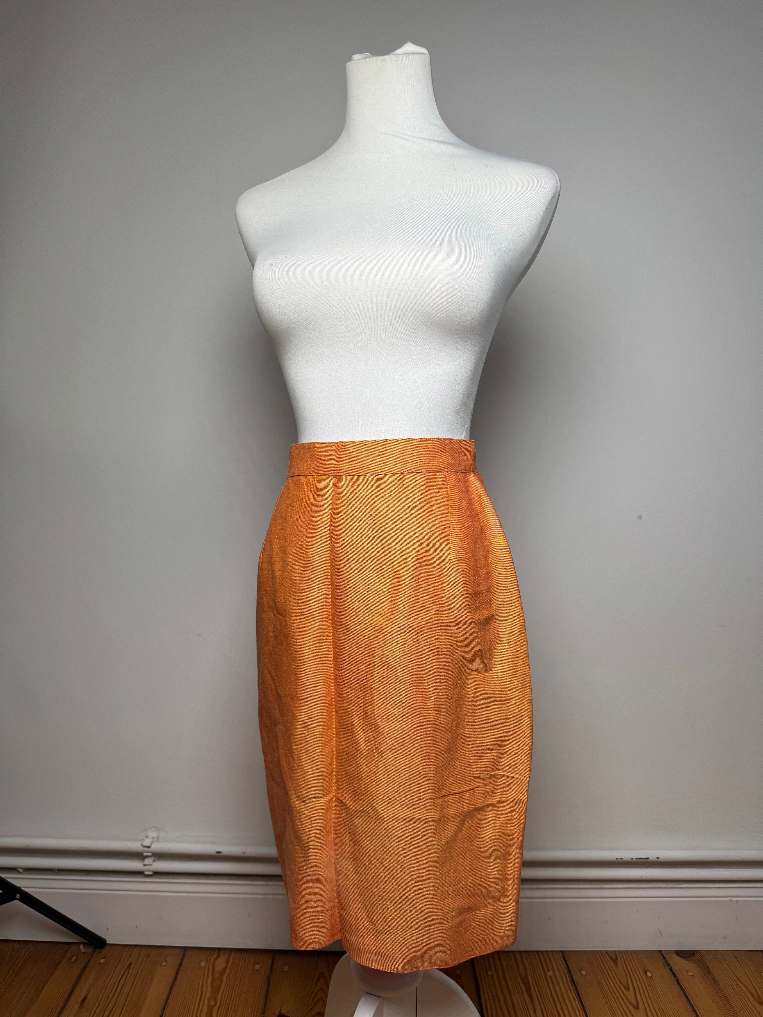 Fendi Vintage Linen Skirt M orange Size 30" / US 8 / IT 44 - 8 Thumbnail