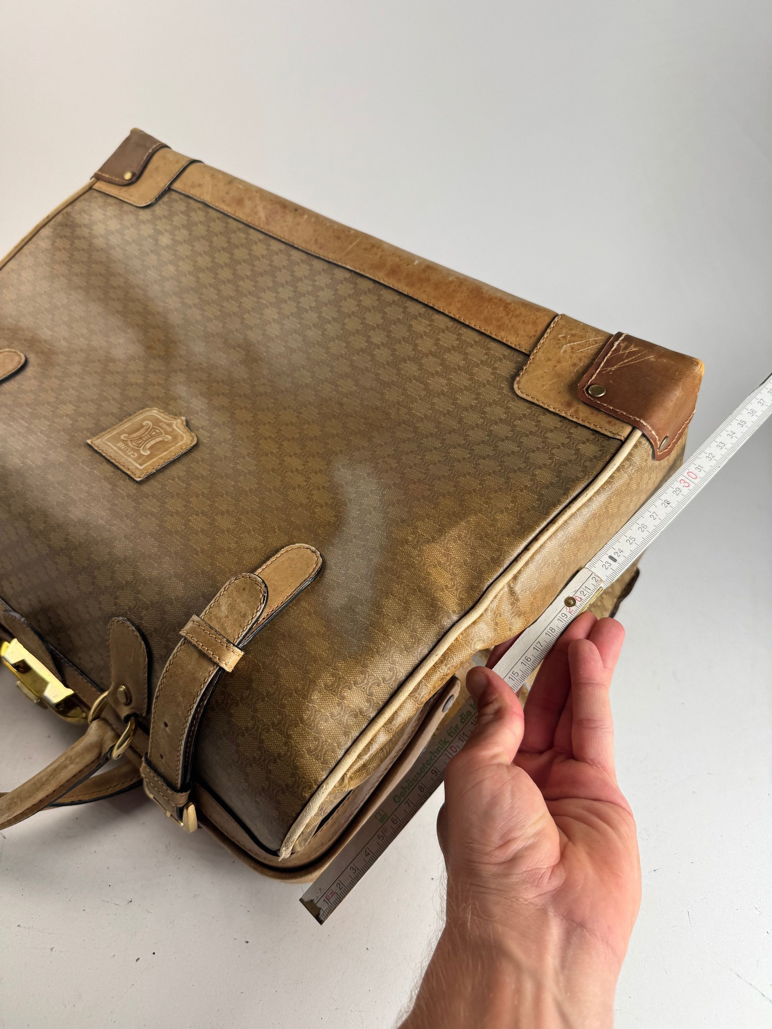 Celine Vintage Paris Monogram Leather Travel bag gold brown Size ONE SIZE - 10 Thumbnail