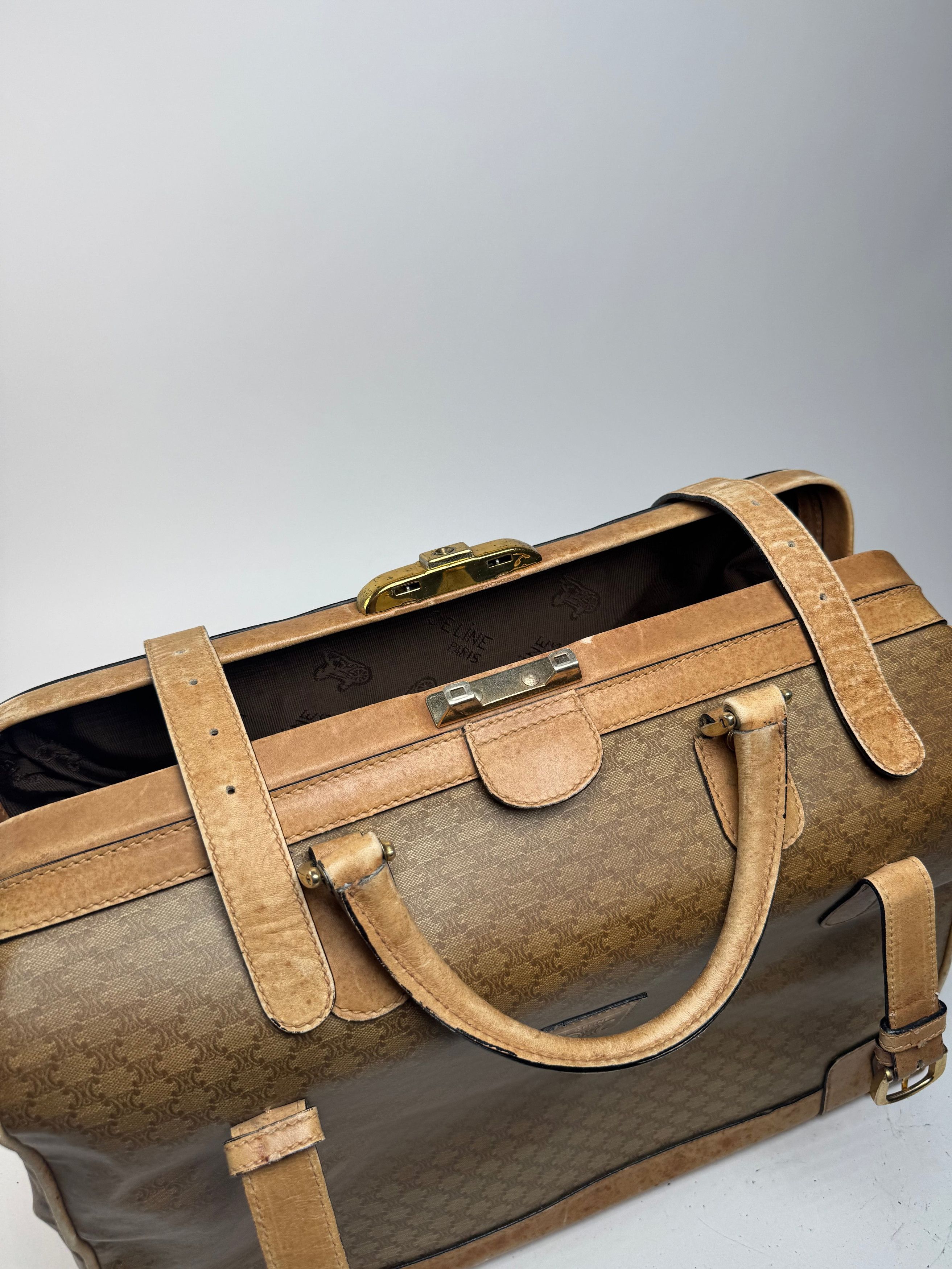 Celine Vintage Paris Monogram Leather Travel bag gold brown Size ONE SIZE - 12 Thumbnail
