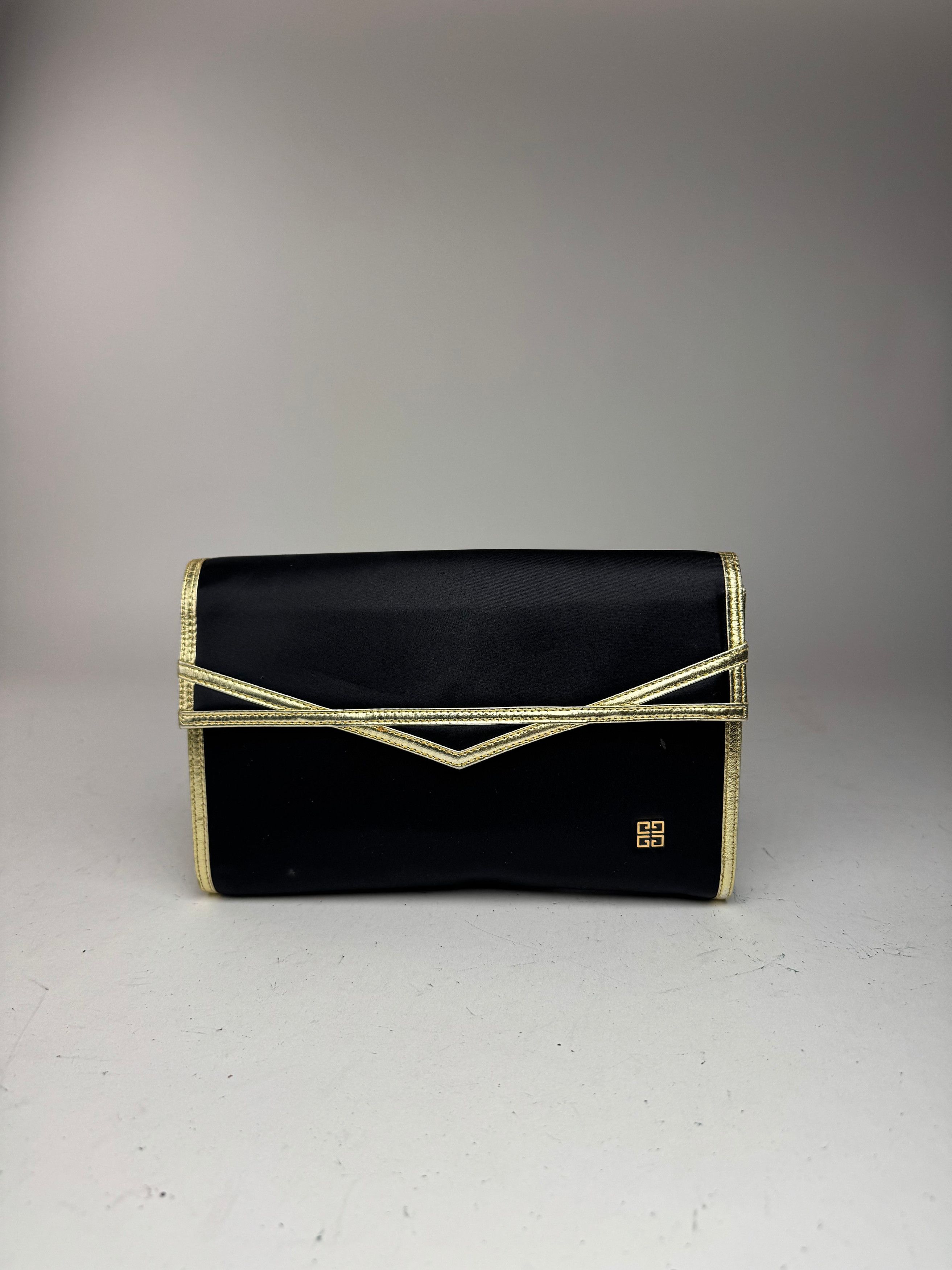 Givenchy Vintage Leather canvas clutch black gold Size ONE SIZE - 14 Thumbnail