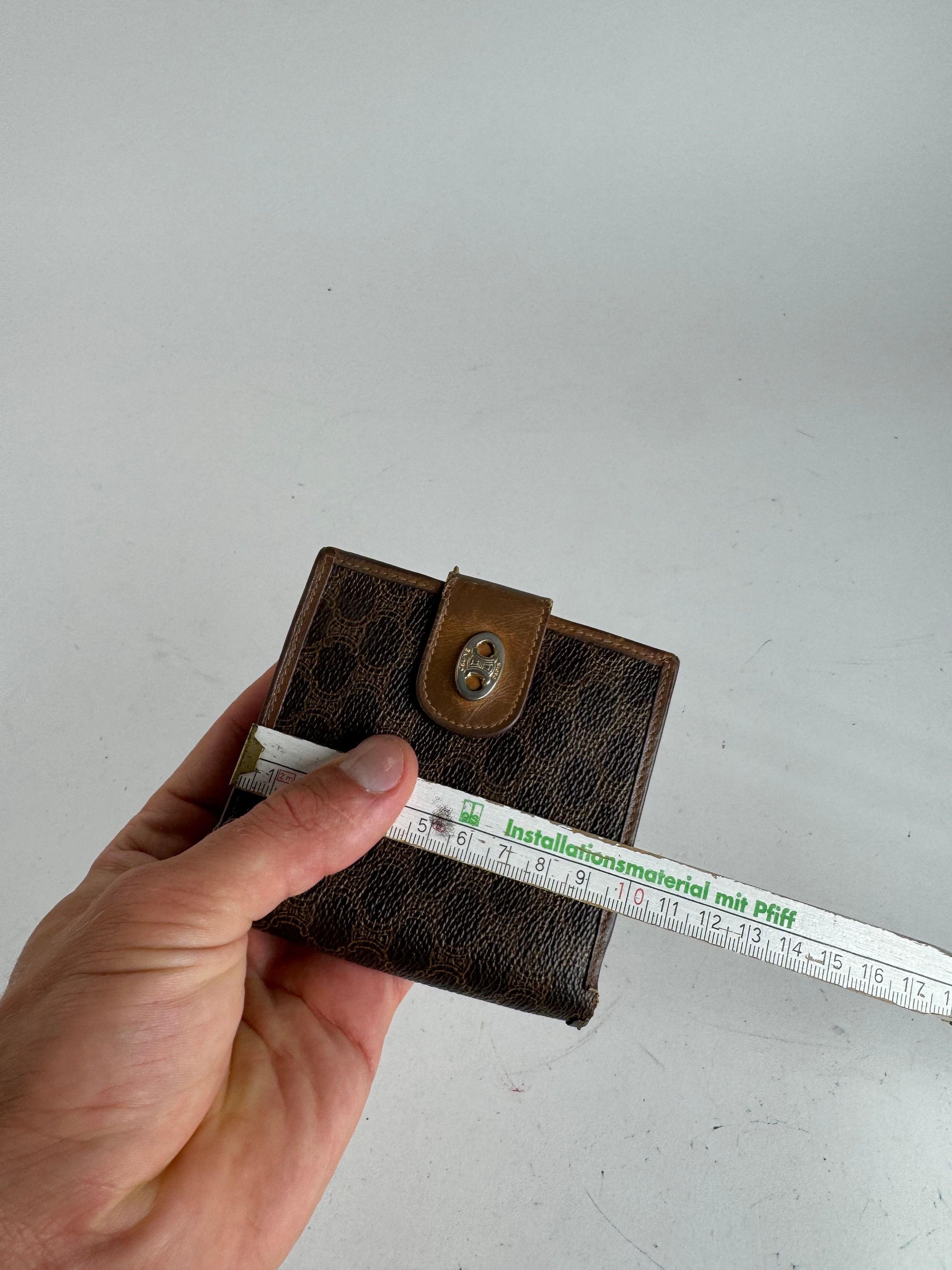 Celine Vintage Triomphe Monogram leather wallet brown Size ONE SIZE - 13 Thumbnail