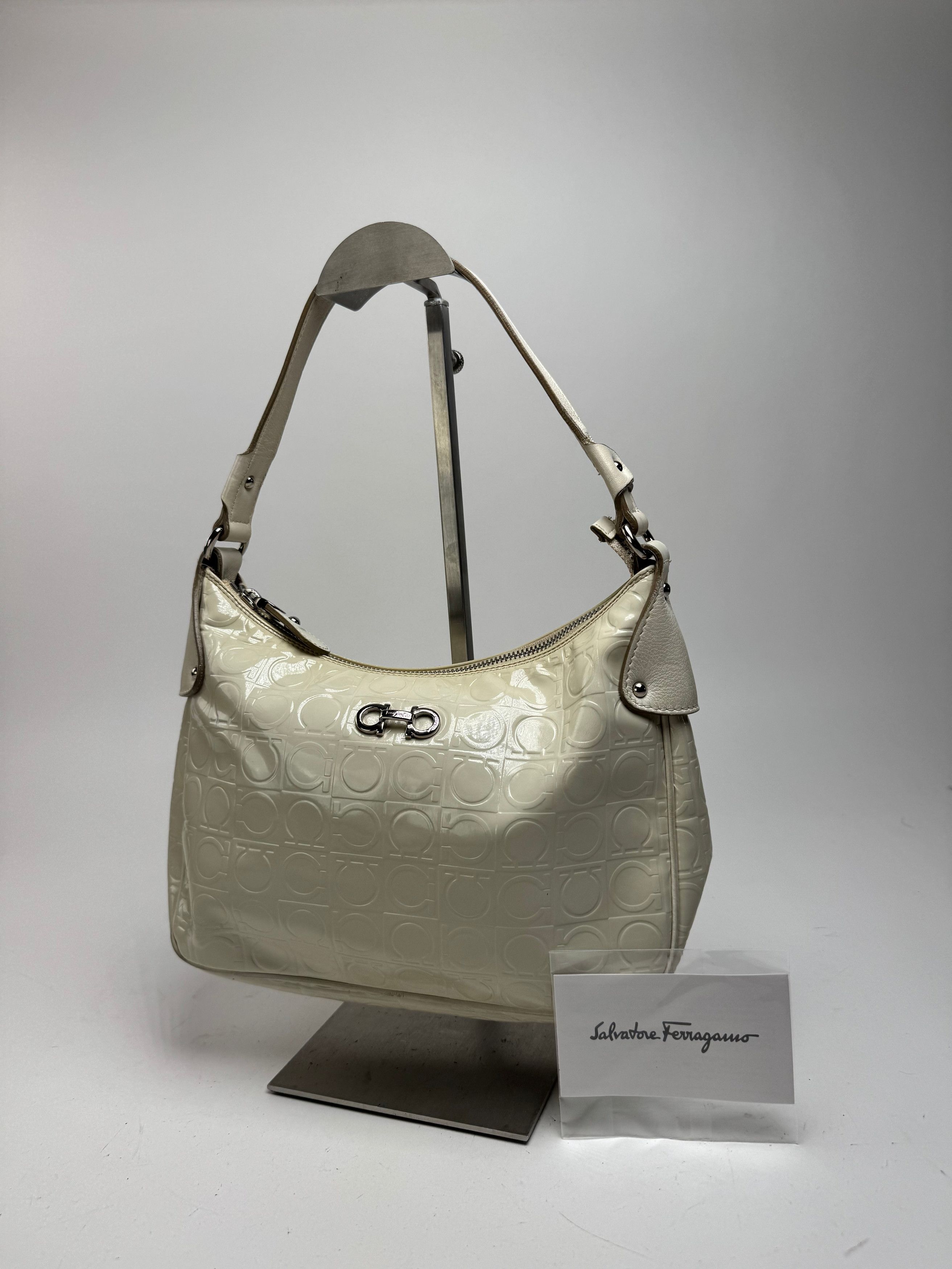 Salvatore Ferragamo Vintage Monogram Patent Leather bag white Size ONE SIZE - 7 Thumbnail
