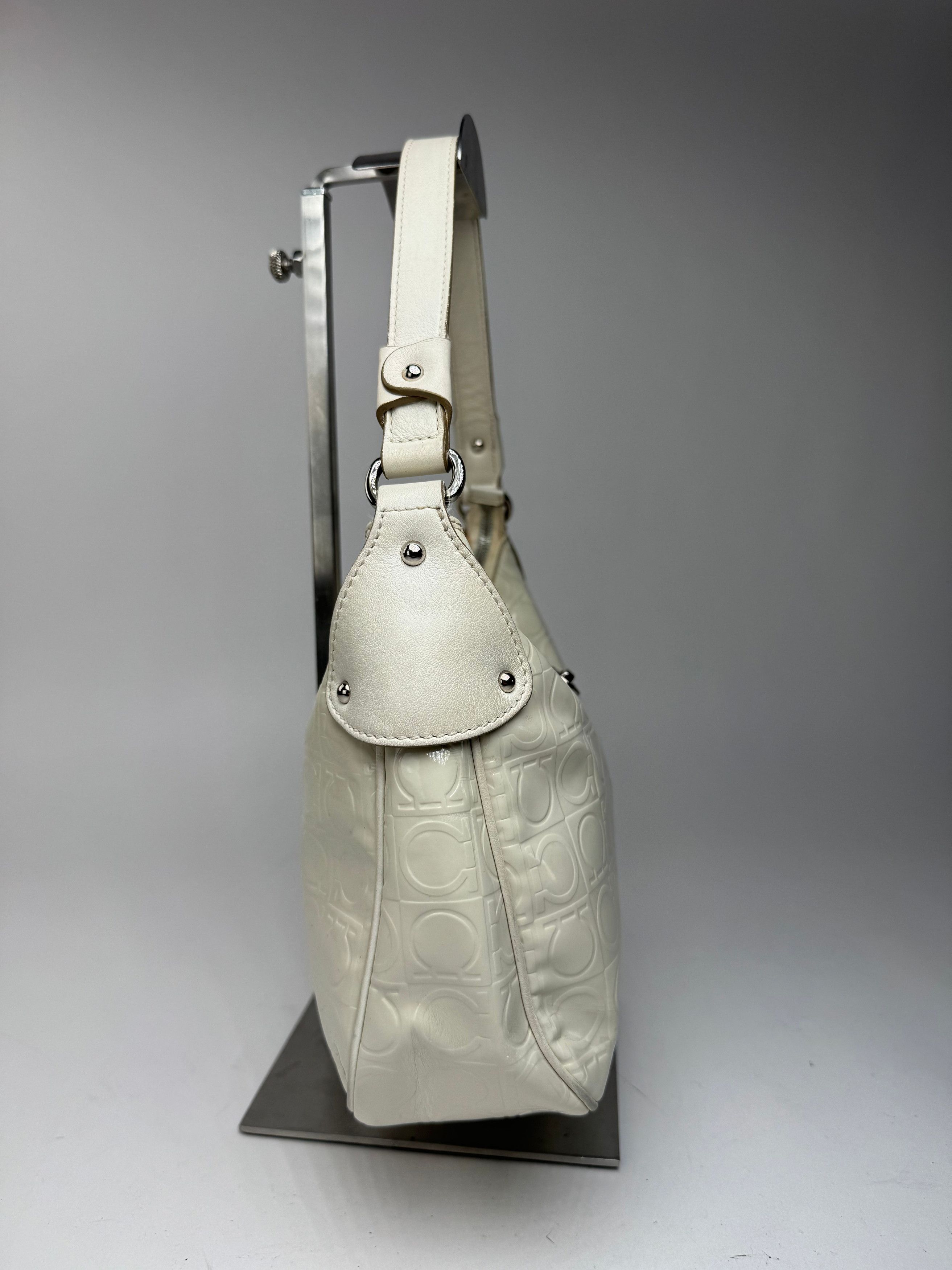 Salvatore Ferragamo Vintage Monogram Patent Leather bag white Size ONE SIZE - 6 Thumbnail