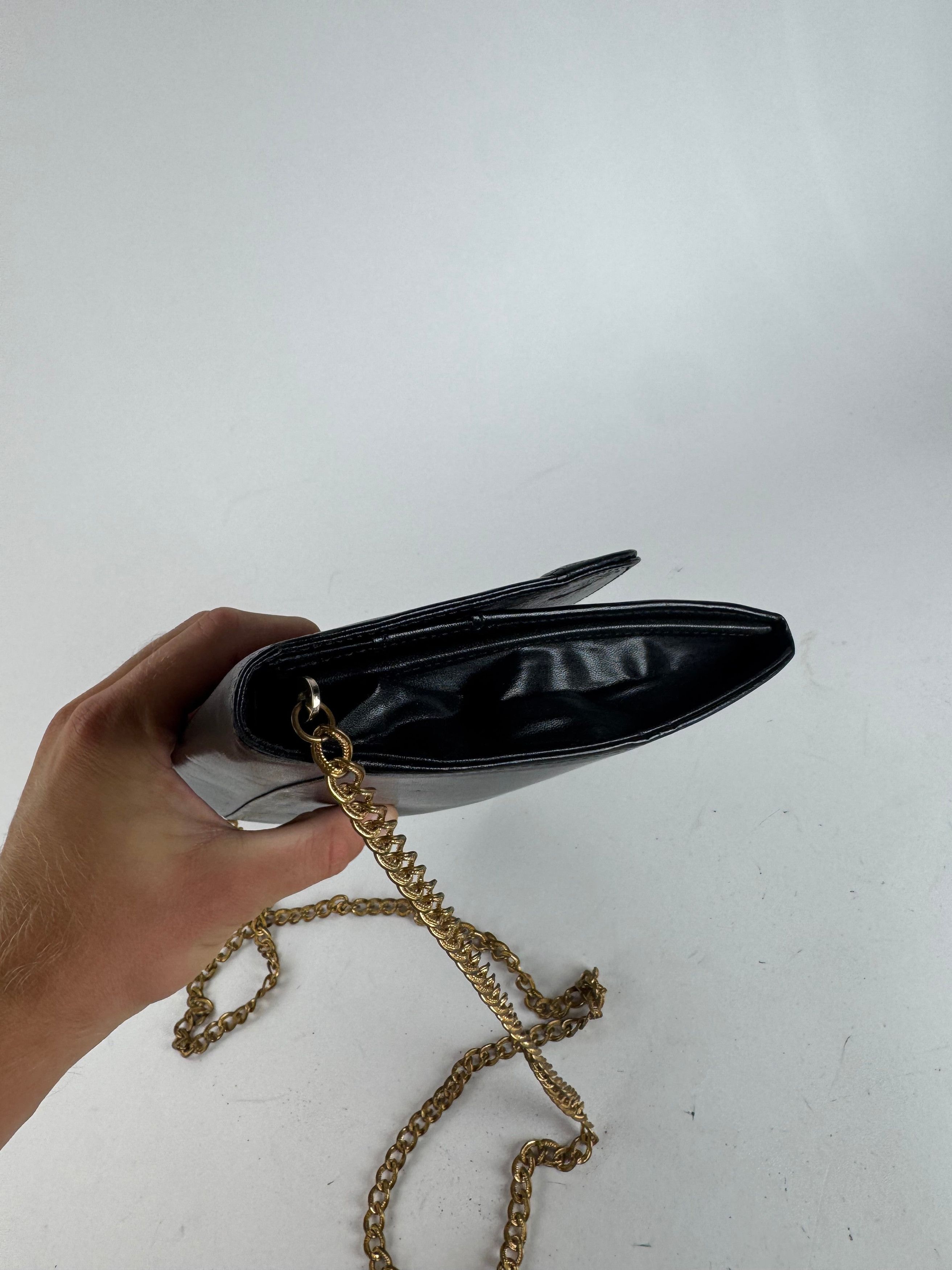 Givenchy Vintage Patent Leather 4G bag black Size ONE SIZE - 8 Thumbnail