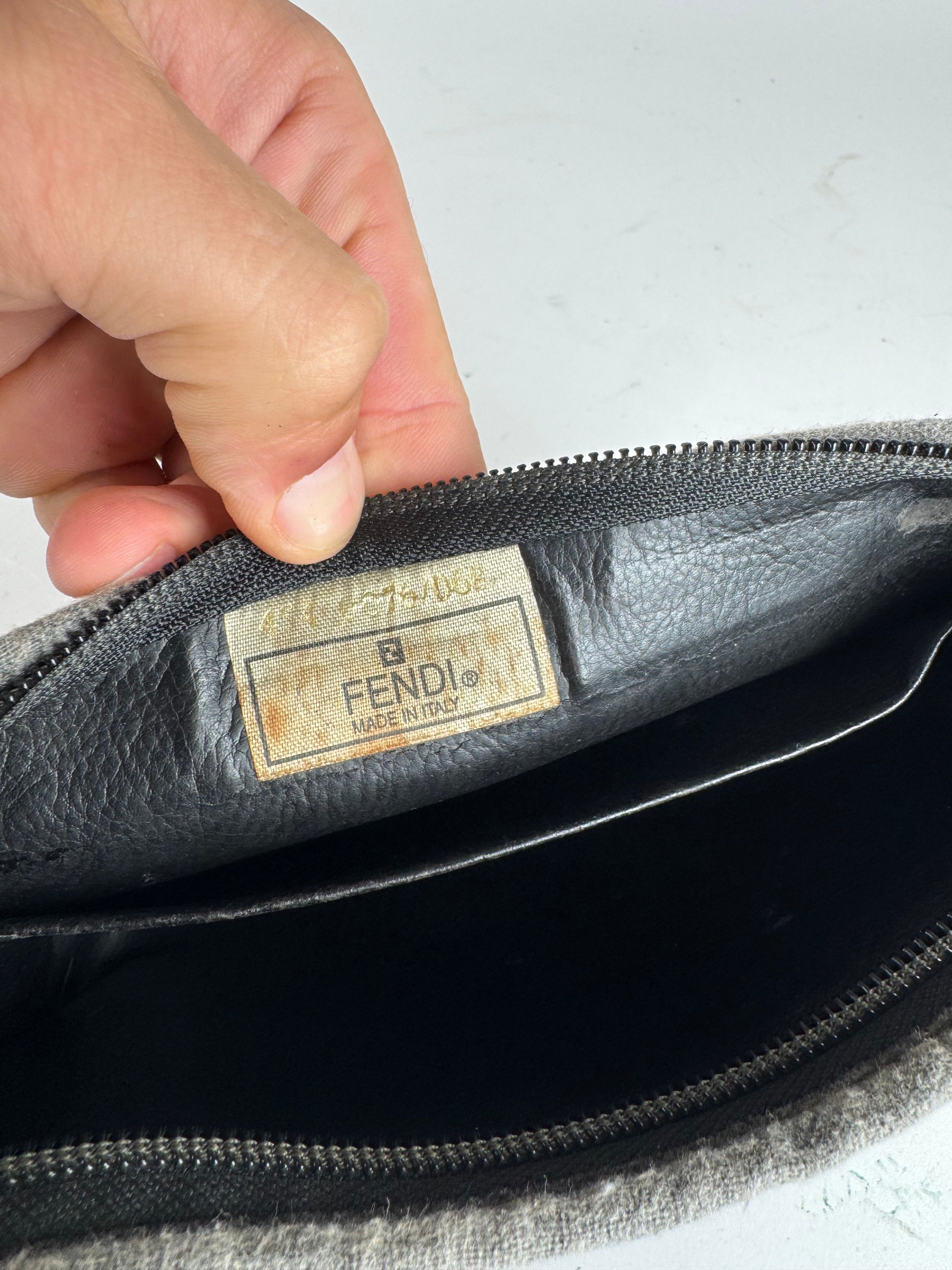 Fendi Vintage leather clutch black Size ONE SIZE - 3 Thumbnail