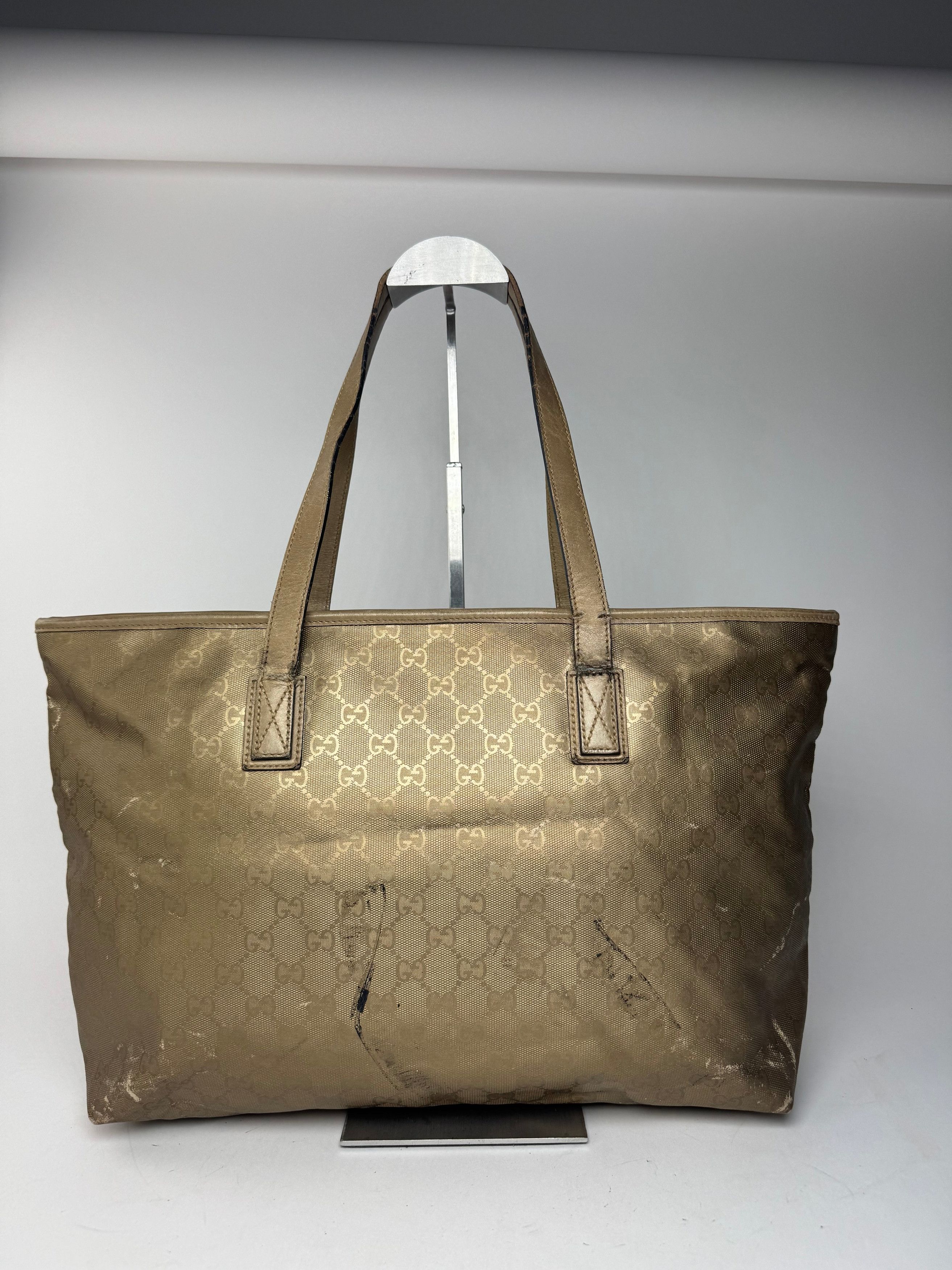 Gucci Vintage Monogram Bag Gold Size ONE SIZE - 2 Thumbnail