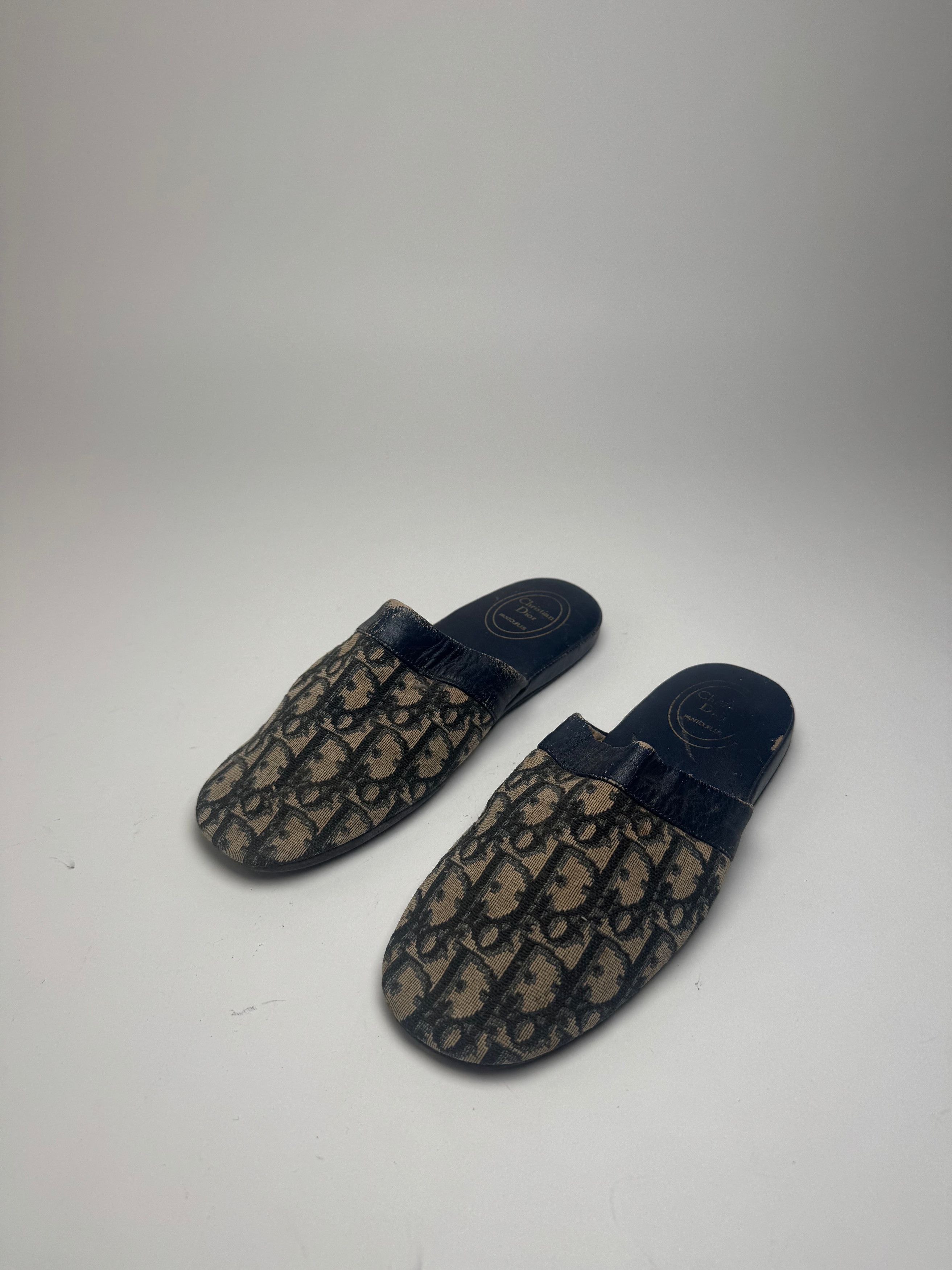 Dior Vintage Monogram Slides Size US 7 / IT 37 - 14 Thumbnail