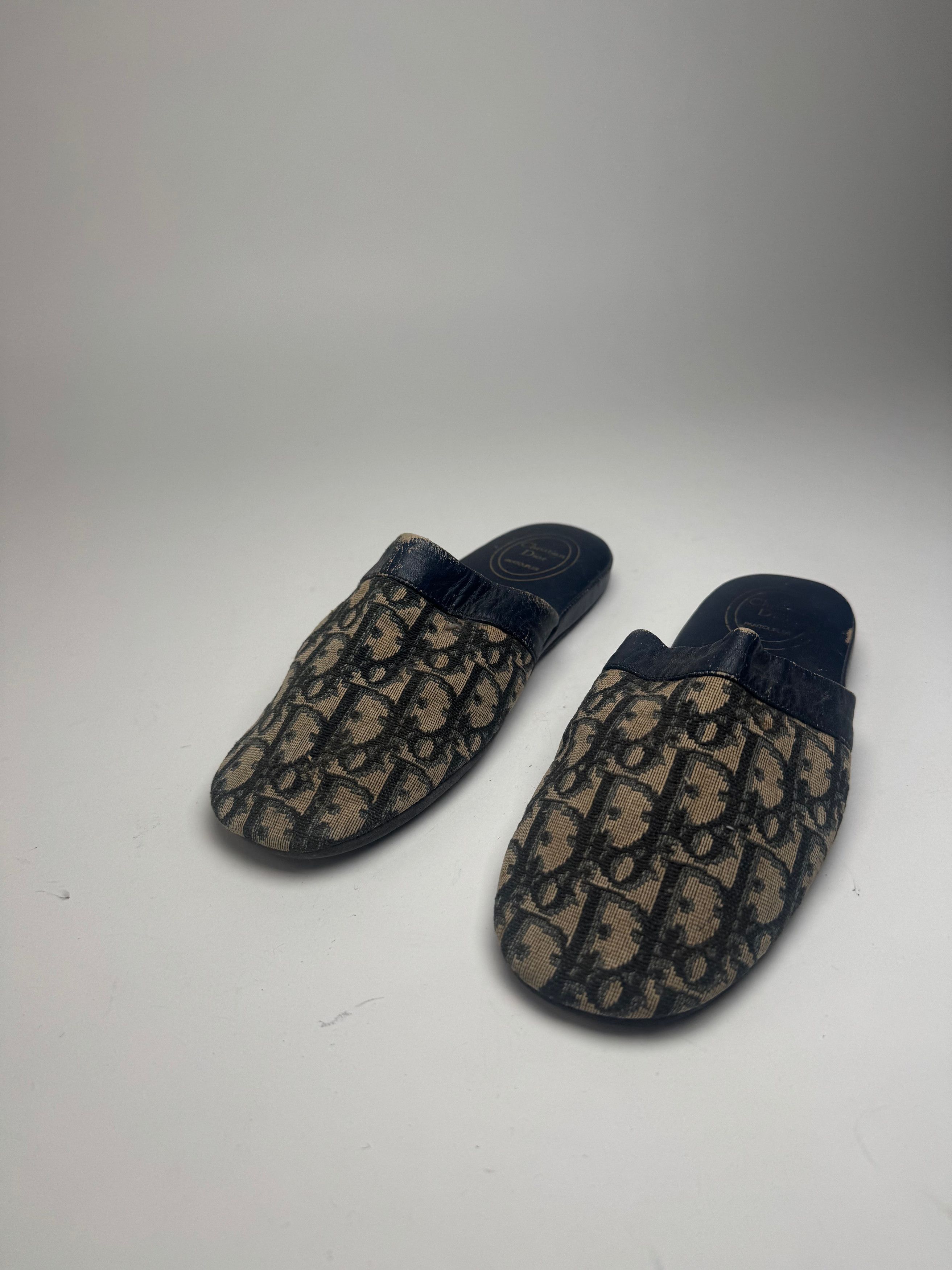 Dior Vintage Monogram Slides Size US 7 / IT 37 - 8 Thumbnail