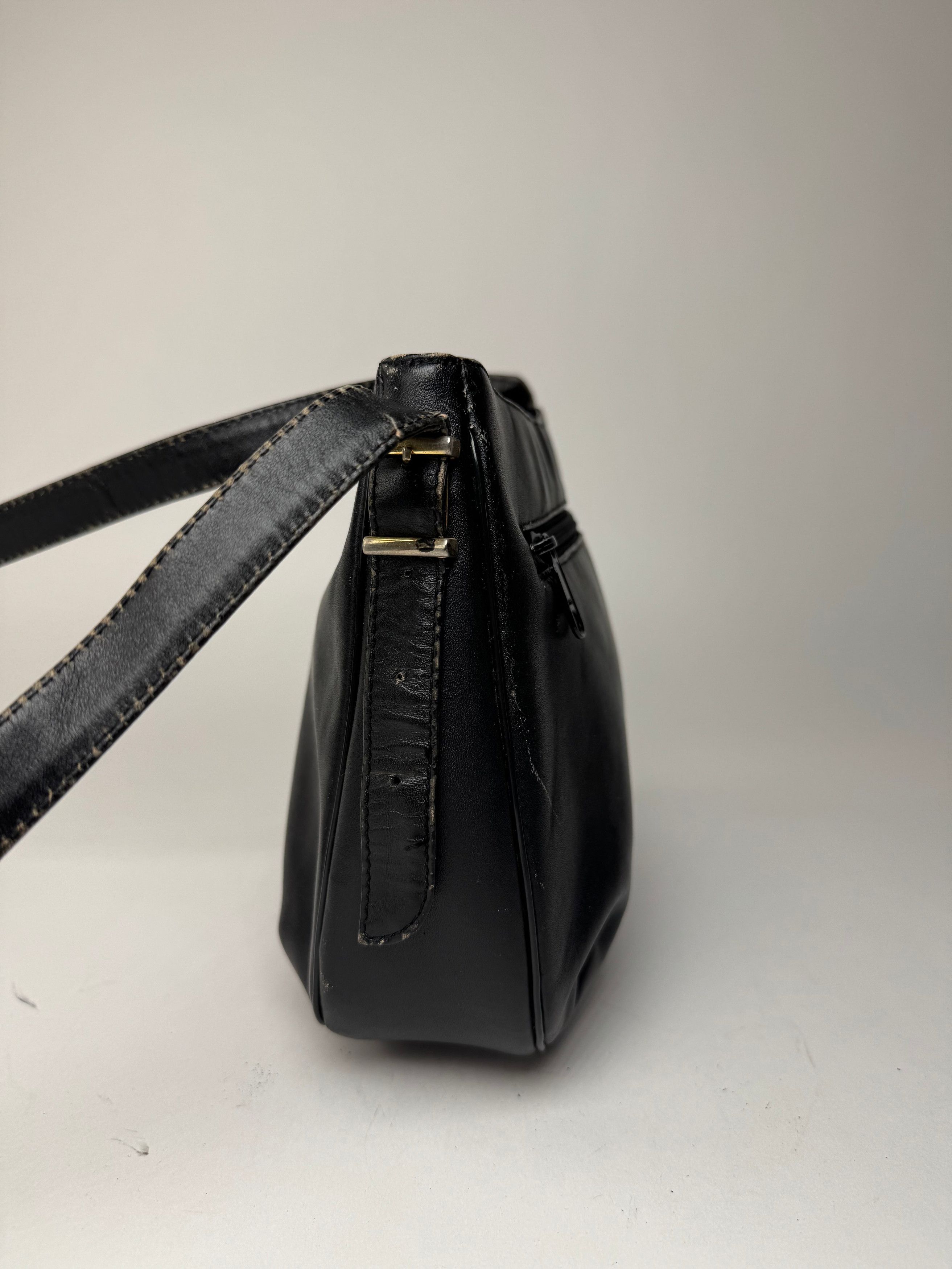 Givenchy Vintage 4G leather bag black Size ONE SIZE - 8 Thumbnail