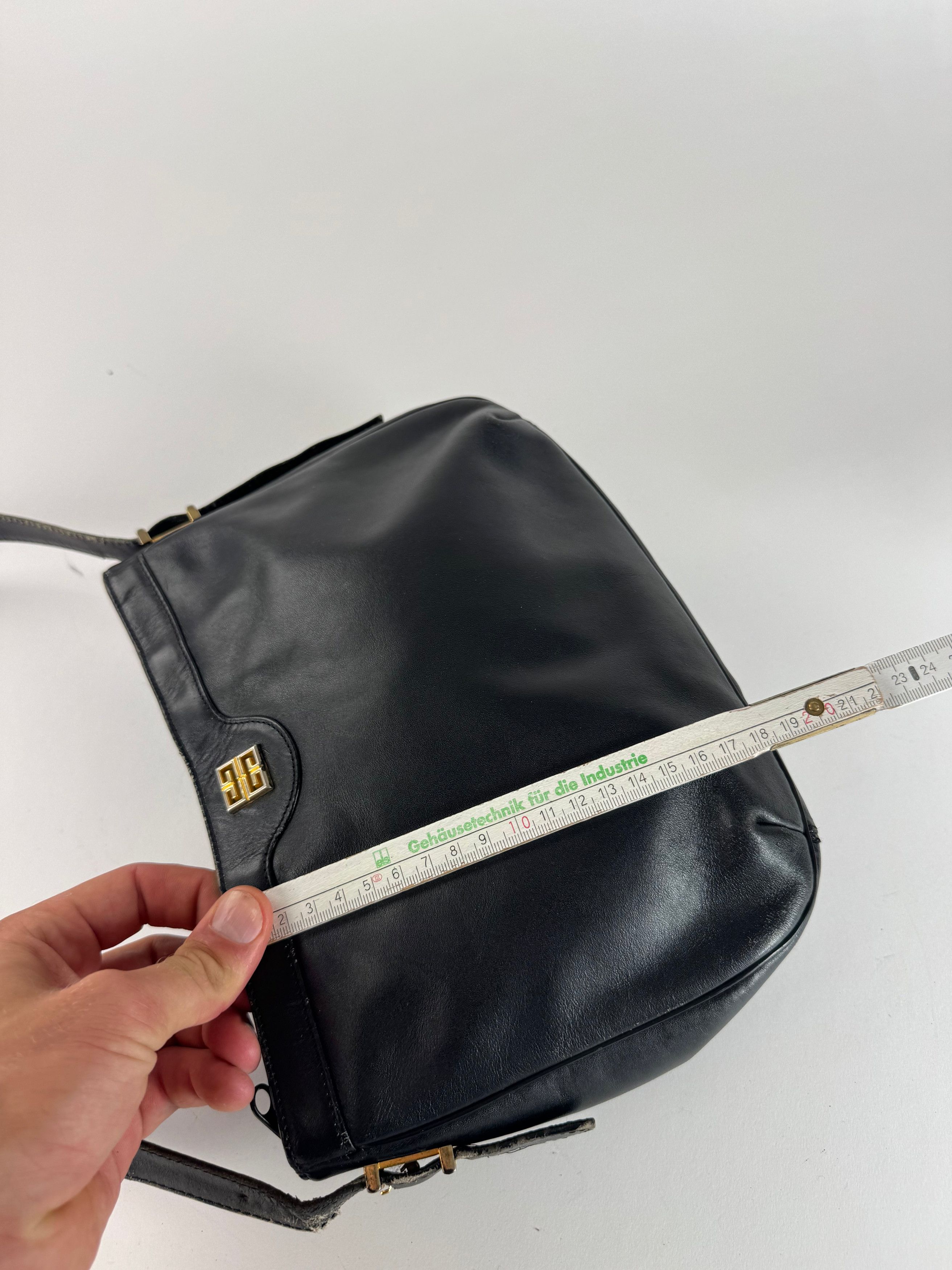 Givenchy Vintage 4G leather bag black Size ONE SIZE - 13 Thumbnail