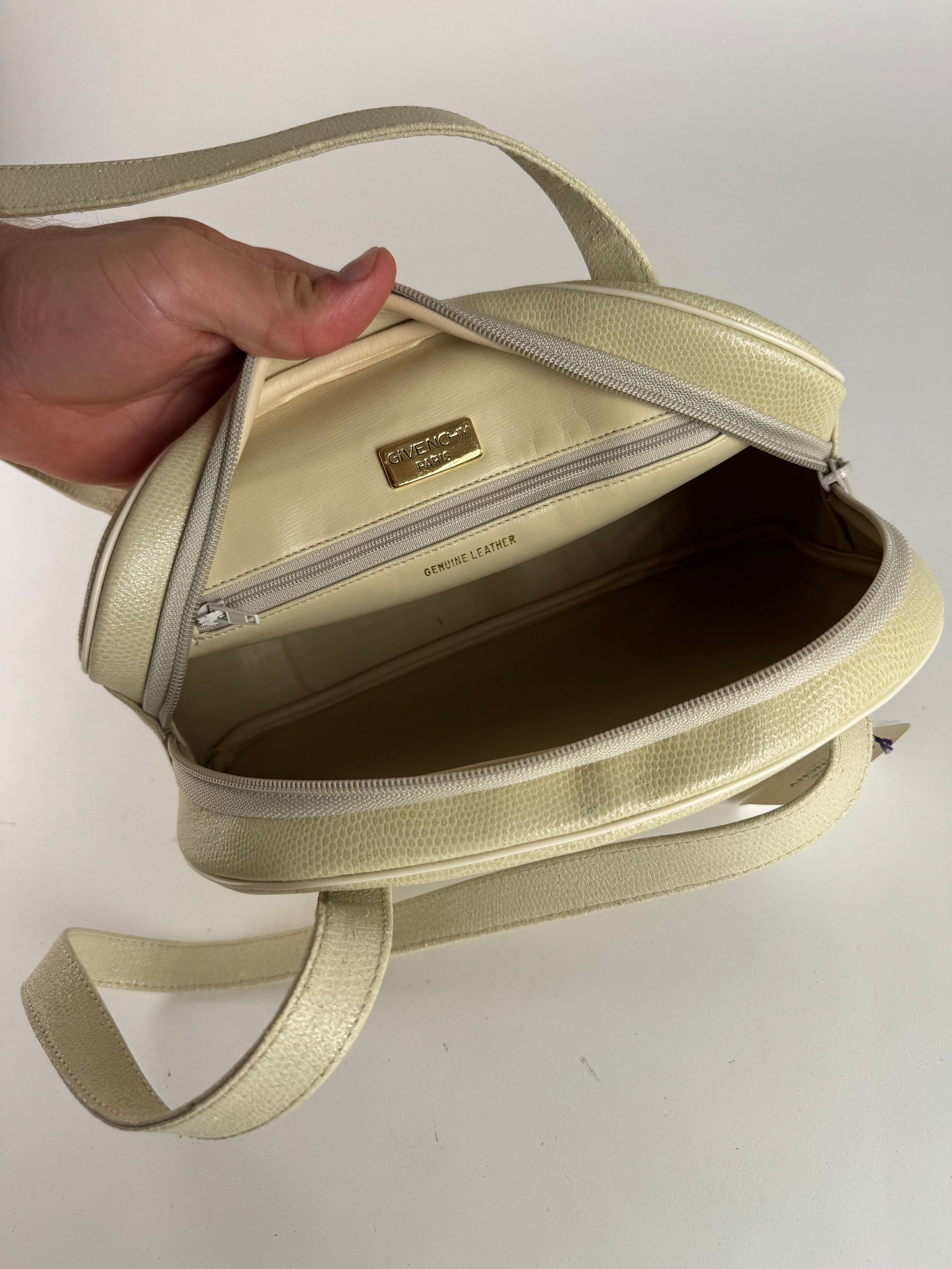 Givenchy Vintage Snake Emblossed Leather Bag beige Size ONE SIZE - 13 Thumbnail