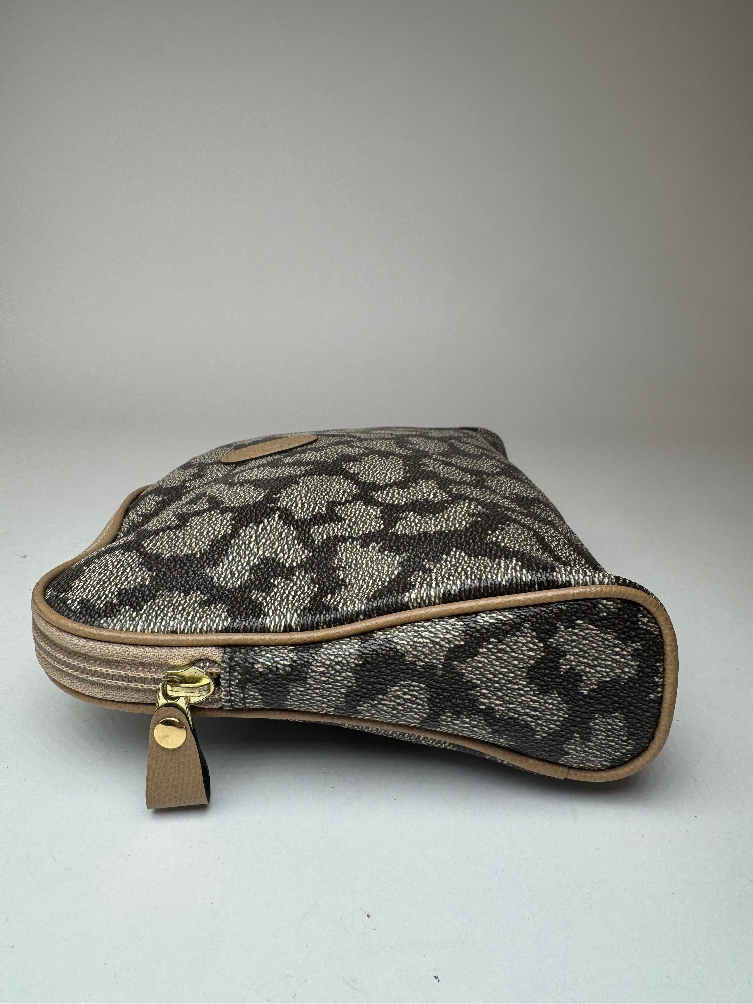 Other Vintage Yves Saint Laurent Clutch Cosmetic Bag Size ONE SIZE - 7 Thumbnail