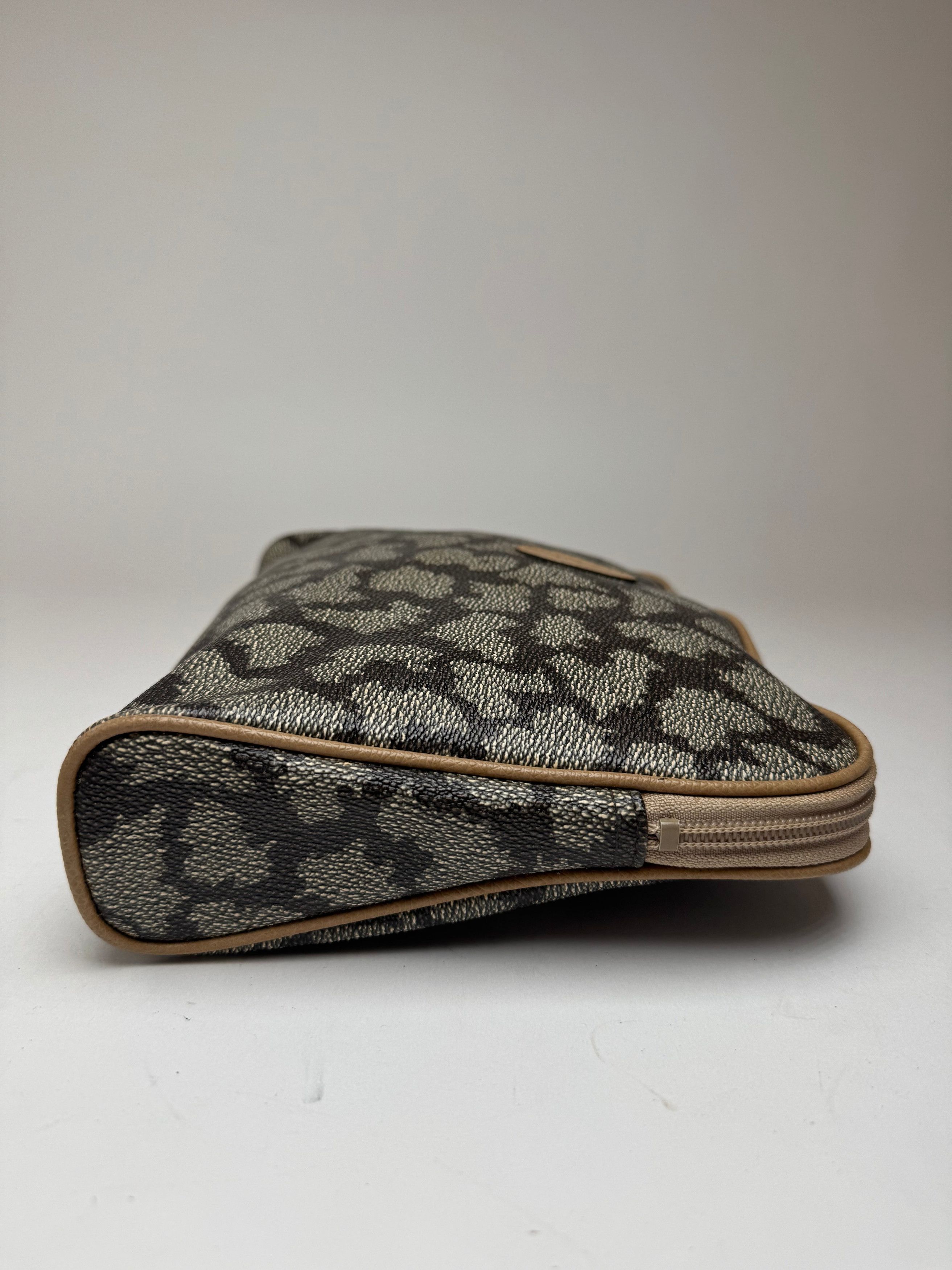 Other Vintage Yves Saint Laurent Clutch Cosmetic Bag Size ONE SIZE - 10 Thumbnail