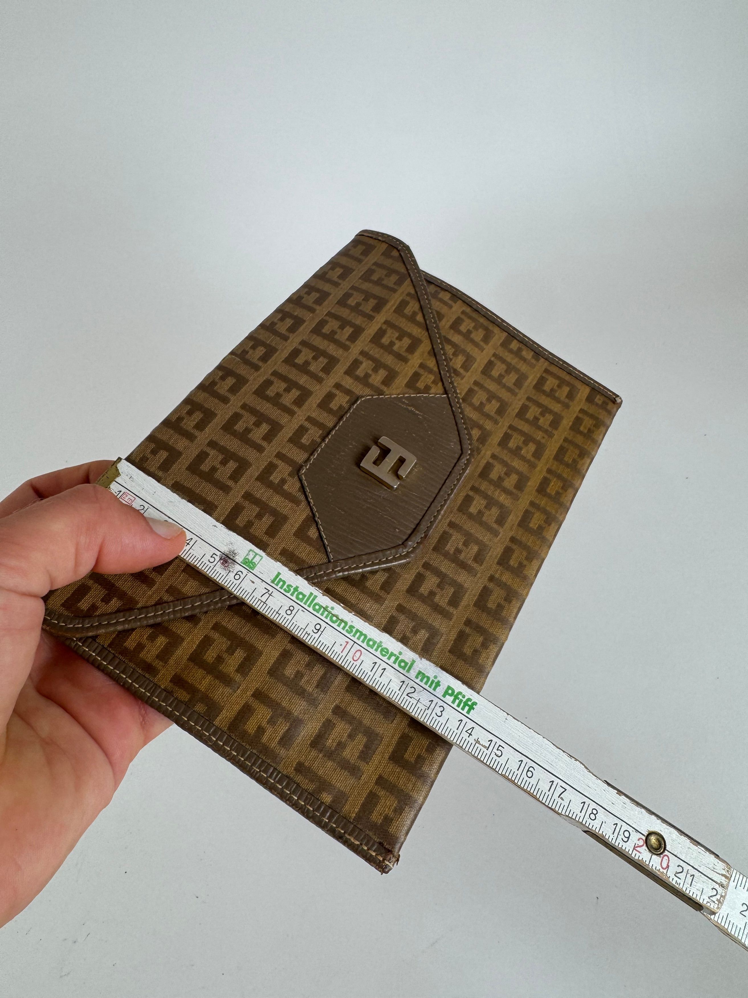 Vintage FF monogram Leather clutch brown