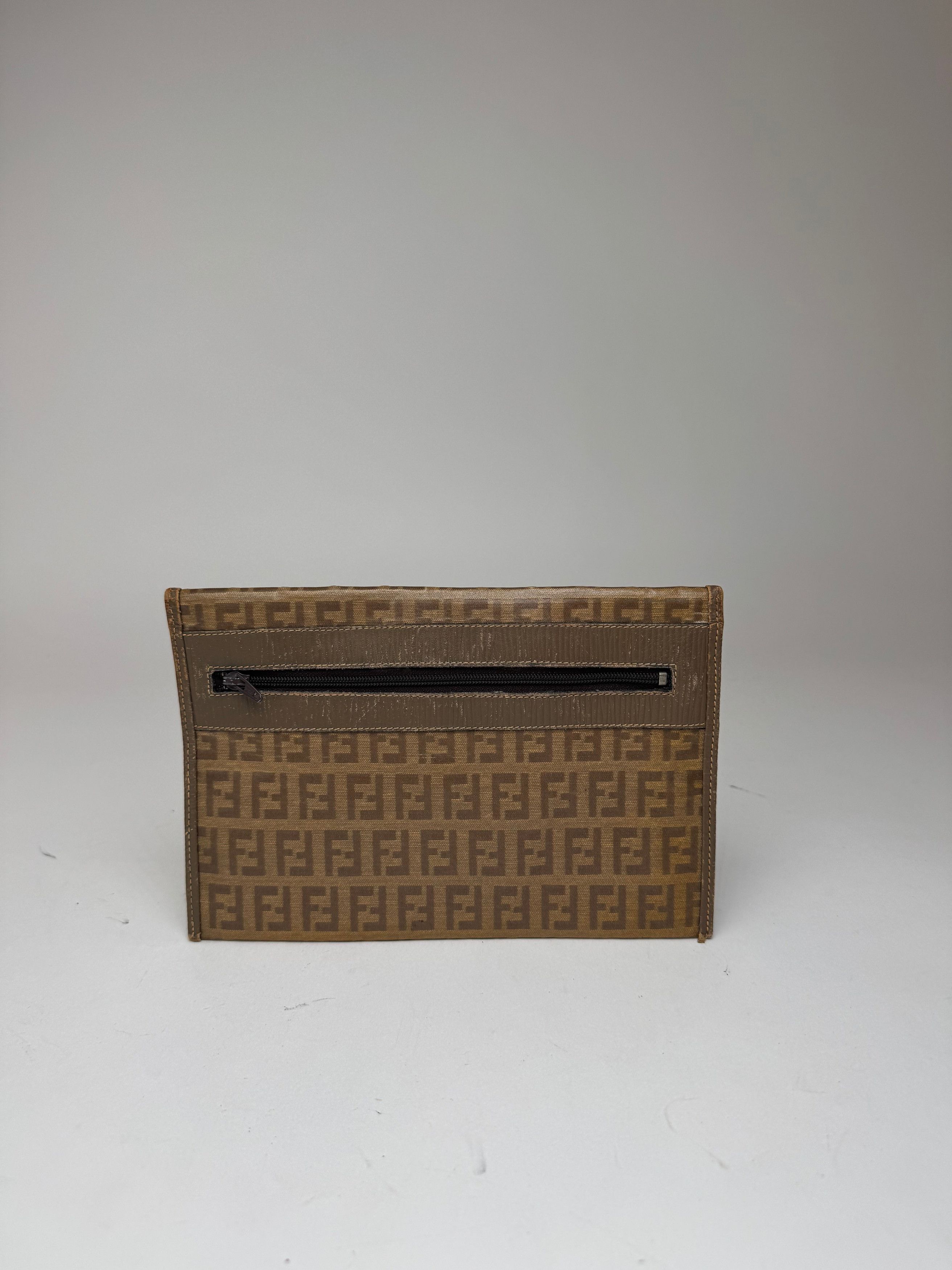 Vintage FF monogram Leather clutch brown