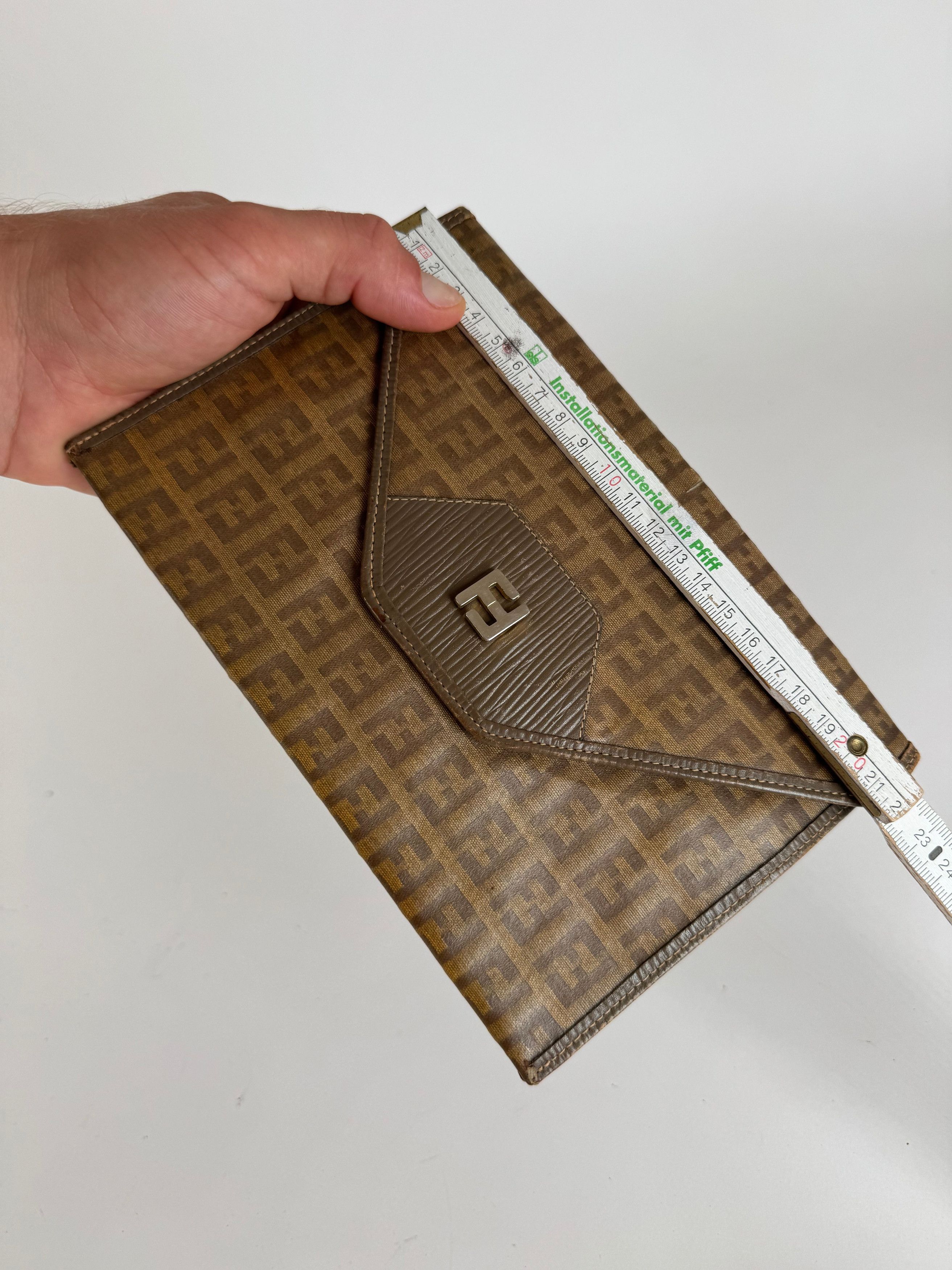 Vintage FF monogram Leather clutch brown