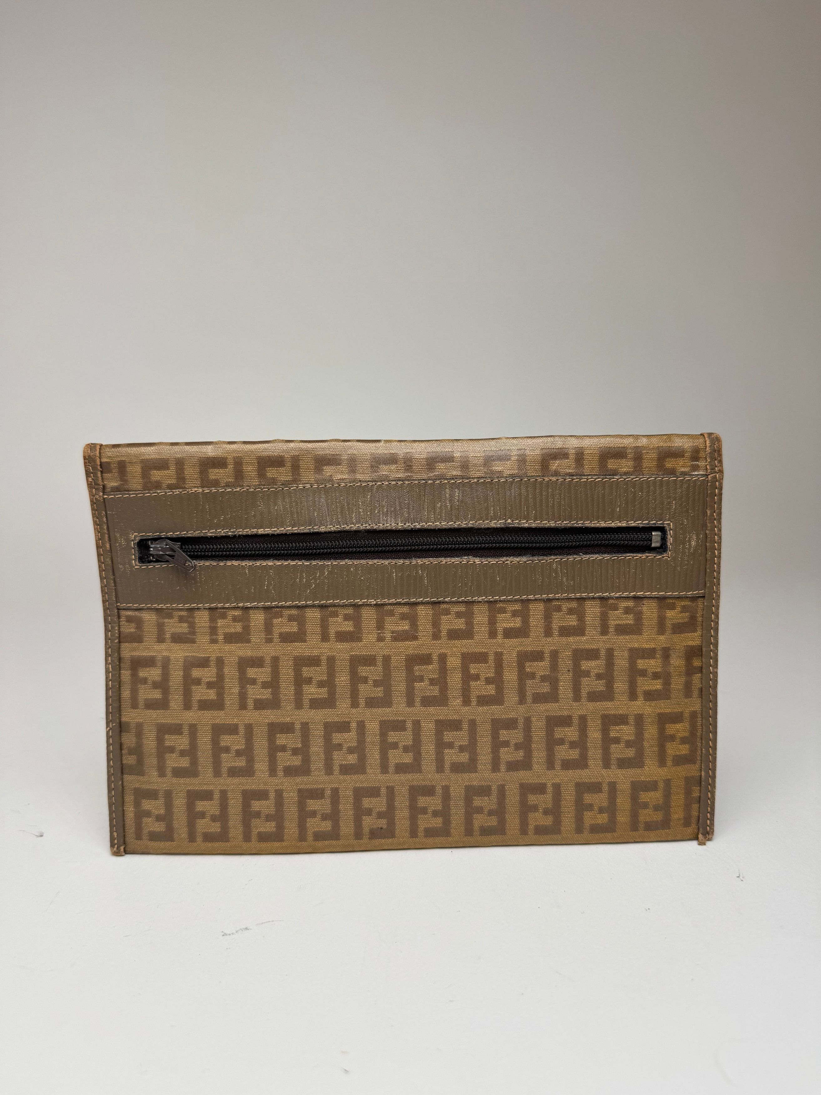 Vintage FF monogram Leather clutch brown