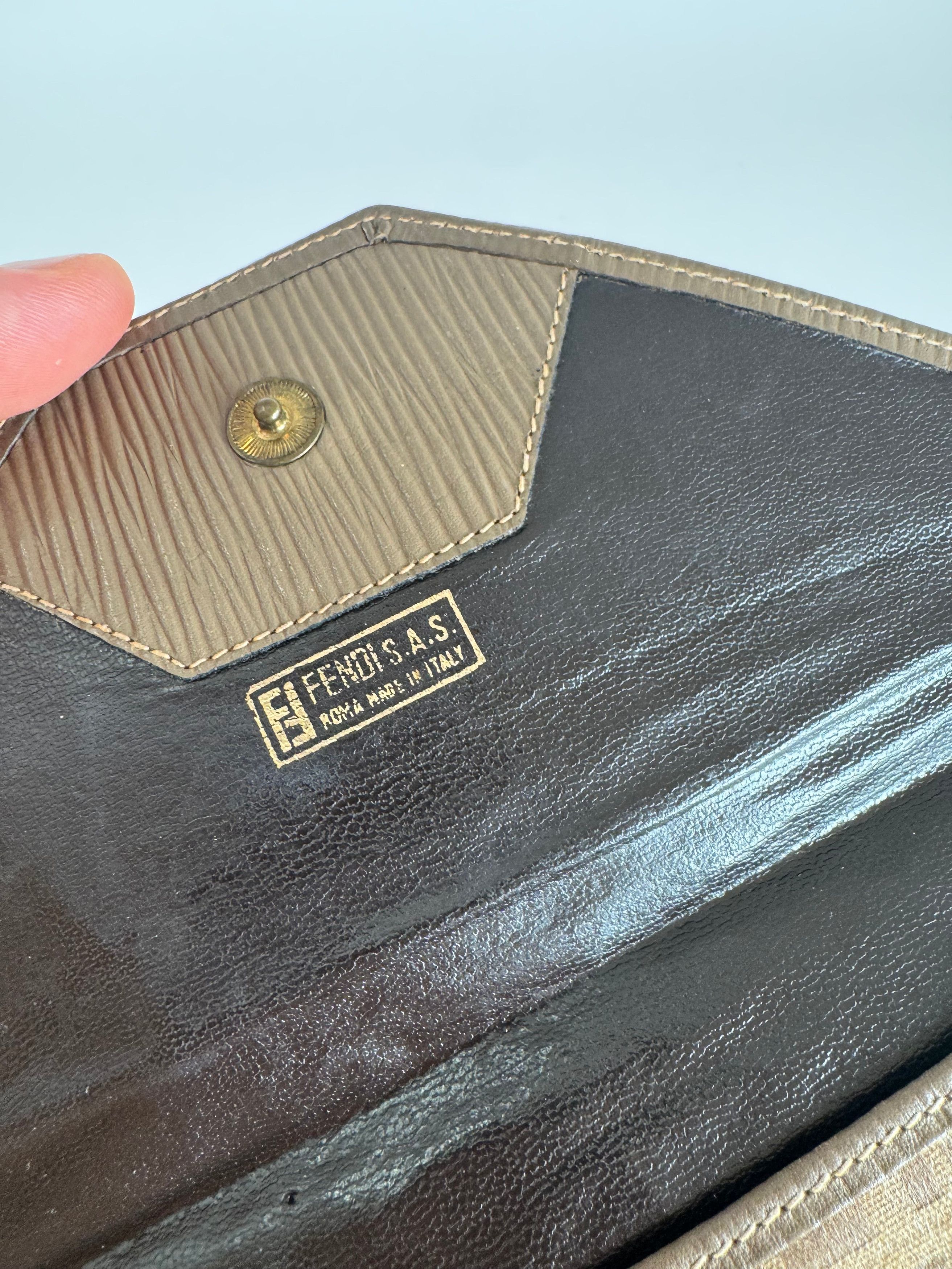 Vintage FF monogram Leather clutch brown