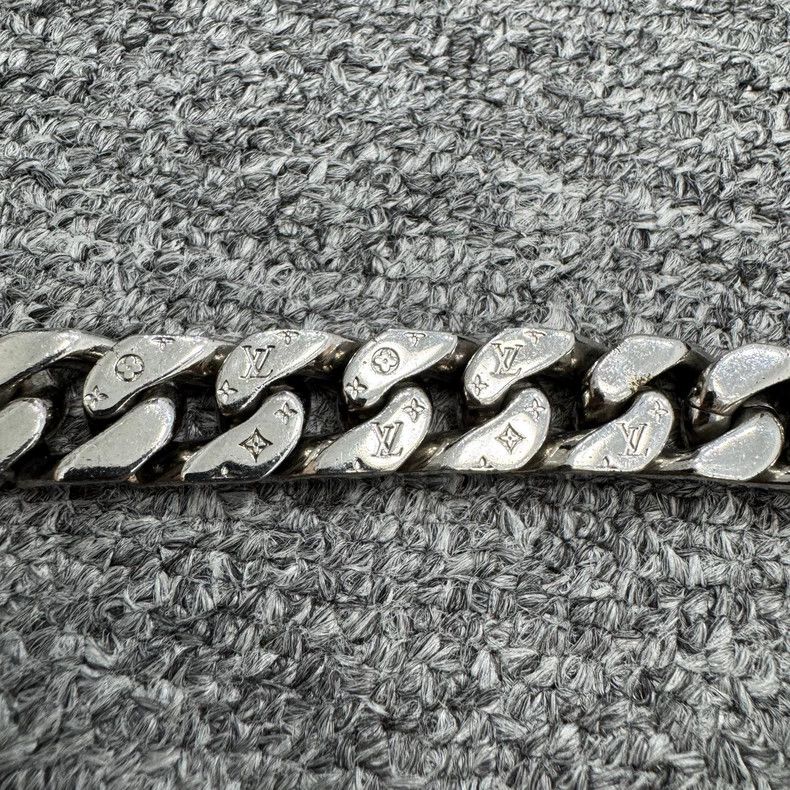 Louis Vuitton Louis Vuitton Silver Cuban Link Necklace Size ONE SIZE - 3 Thumbnail