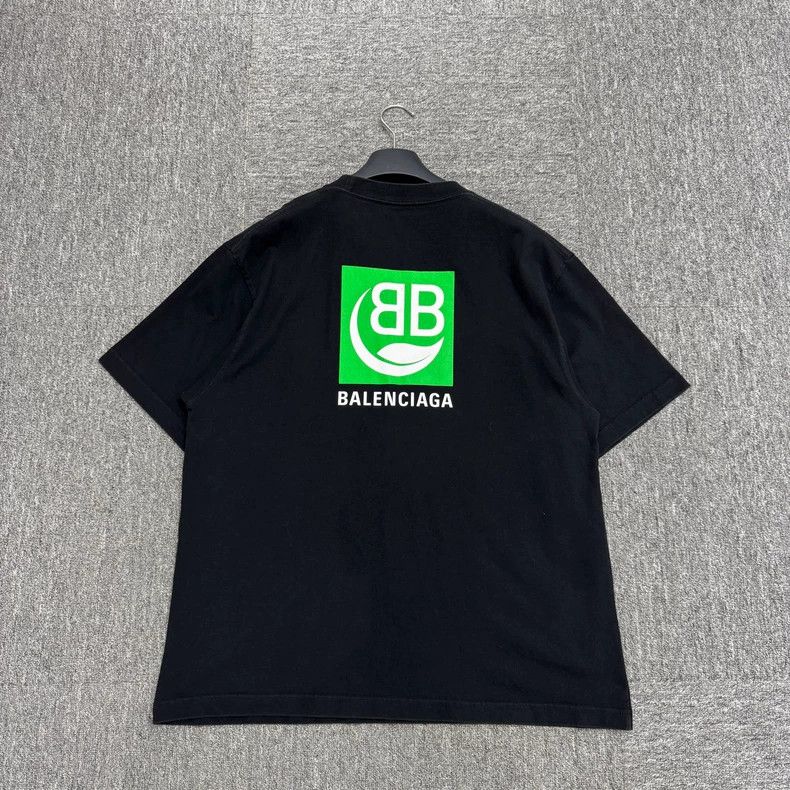 Balenciaga Balenciaga Environmental Print Short Sleeve Size US L / EU 52-54 / 3 - 2 Thumbnail