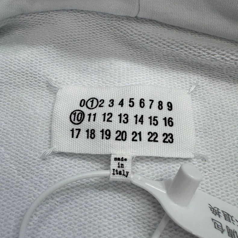 Maison Margiela Maison Margiela Embroidered Letter Hoodie Size US L / EU 52-54 / 3 - 3 Thumbnail