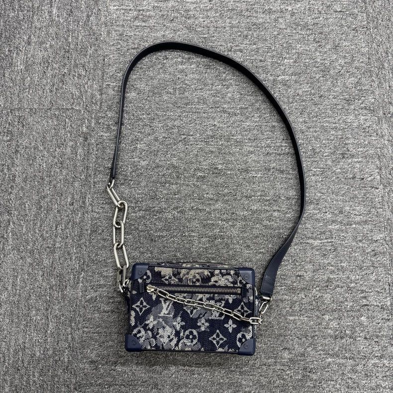 Louis Vuitton Louis Vuitton Tapestry Denim Box Bag Size ONE SIZE - 2 Thumbnail