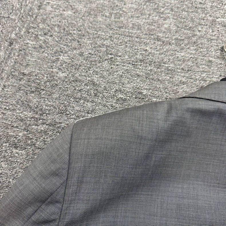 Ermenegildo Zegna Ermenegildo Zegna Gray Plaid Wool Blazer Size US L / EU 52-54 / 3 - 3 Thumbnail