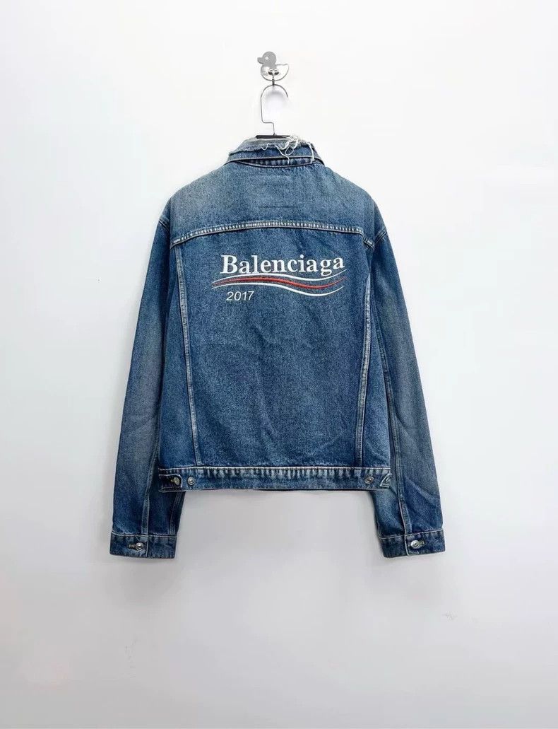 Balenciaga Balenciaga Washed Denim Jacket with Logo Size US M / EU 48-50 / 2 - 2 Thumbnail