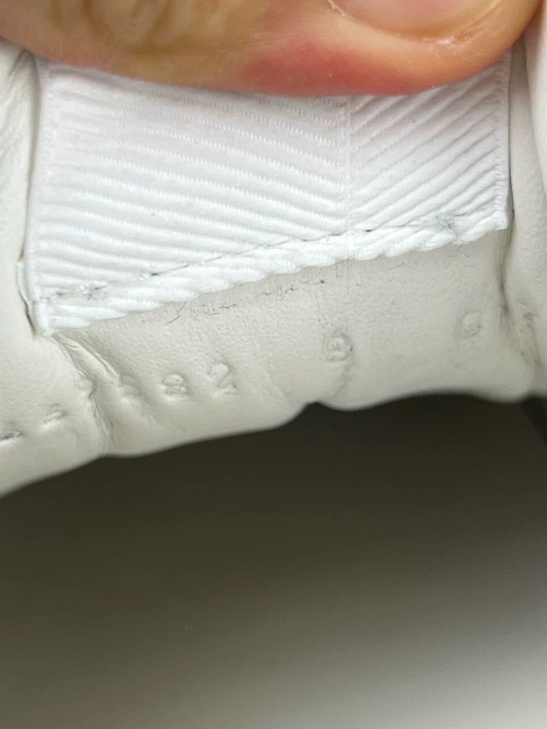 Gucci Gucci Gray Logo Print Low-Top Sneakers Size US 8 / EU 41 - 6 Thumbnail