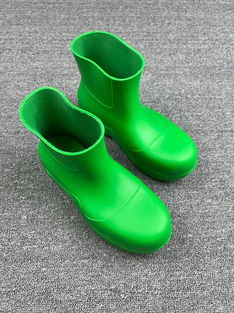 Bottega Veneta Bottega Veneta Green Rain Boots Size US 7 / EU 40 - 2 Thumbnail