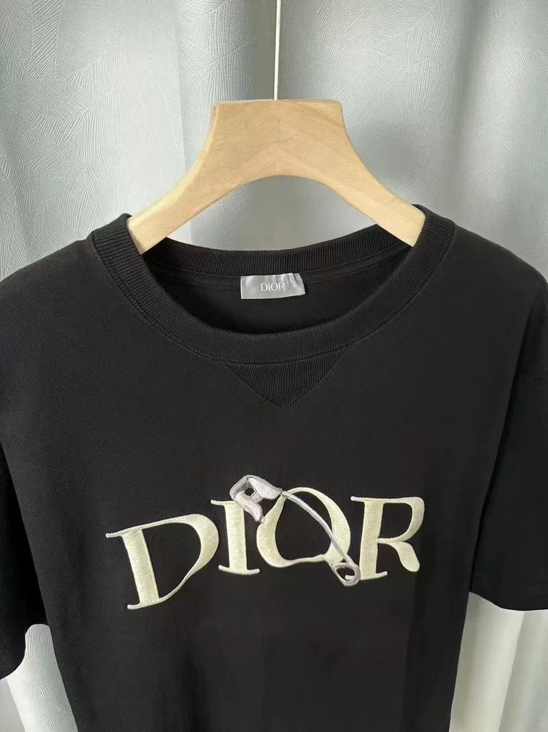 Dior Dior safety pin embroidery letter logo black short-sleeve Size US L / EU 52-54 / 3 - 2 Thumbnail