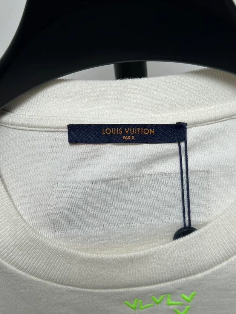 Louis Vuitton Louis Vuitton White Green Embroidered T-shirt Size US XXL / EU 58 / 5 - 4 Thumbnail