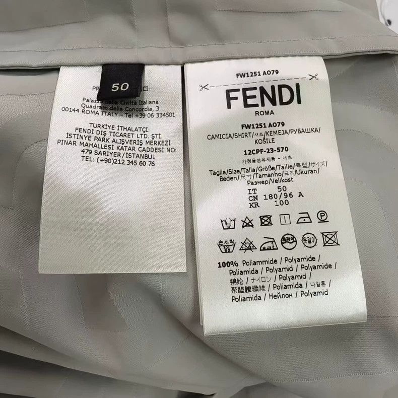 Fendi FENDI Logo Print Short Sleeve Shirt Size US L / EU 52-54 / 3 - 5 Thumbnail