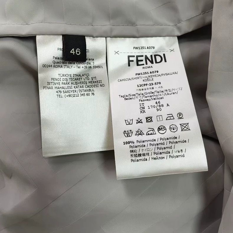 Fendi FENDI Logo Print Short Sleeve Shirt Size US L / EU 52-54 / 3 - 4 Thumbnail