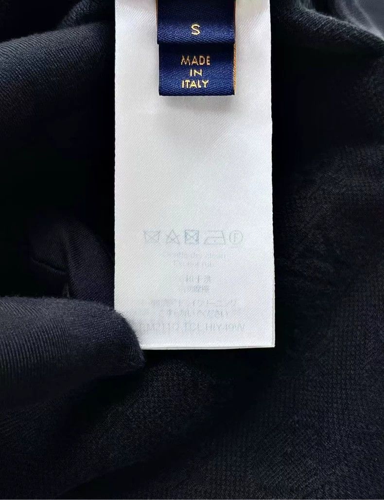 Louis Vuitton Louis Vuitton Monogram Pocket Short Sleeve Tee Size US S / EU 44-46 / 1 - 4 Thumbnail