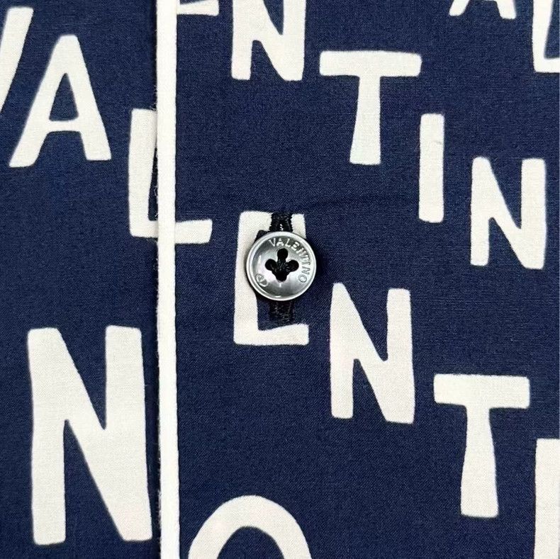 Valentino Valentino Navy Logo Print Short Sleeve Shirt Size US L / EU 52-54 / 3 - 5 Thumbnail