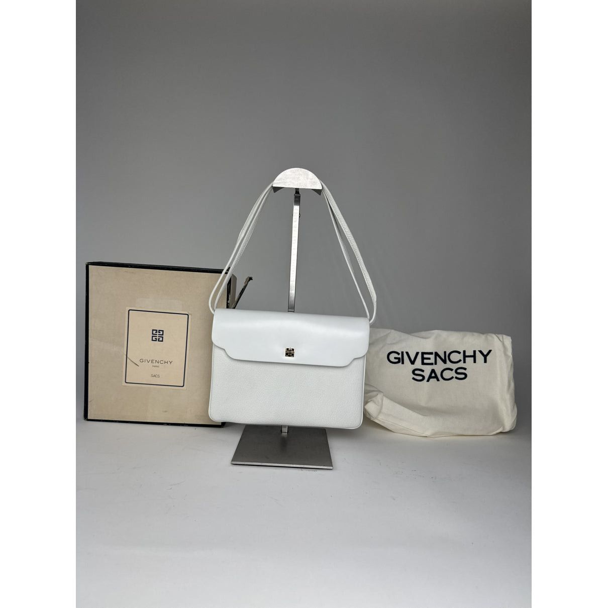 Givenchy 4G White Leather Handbag Size ONE SIZE - 4 Thumbnail
