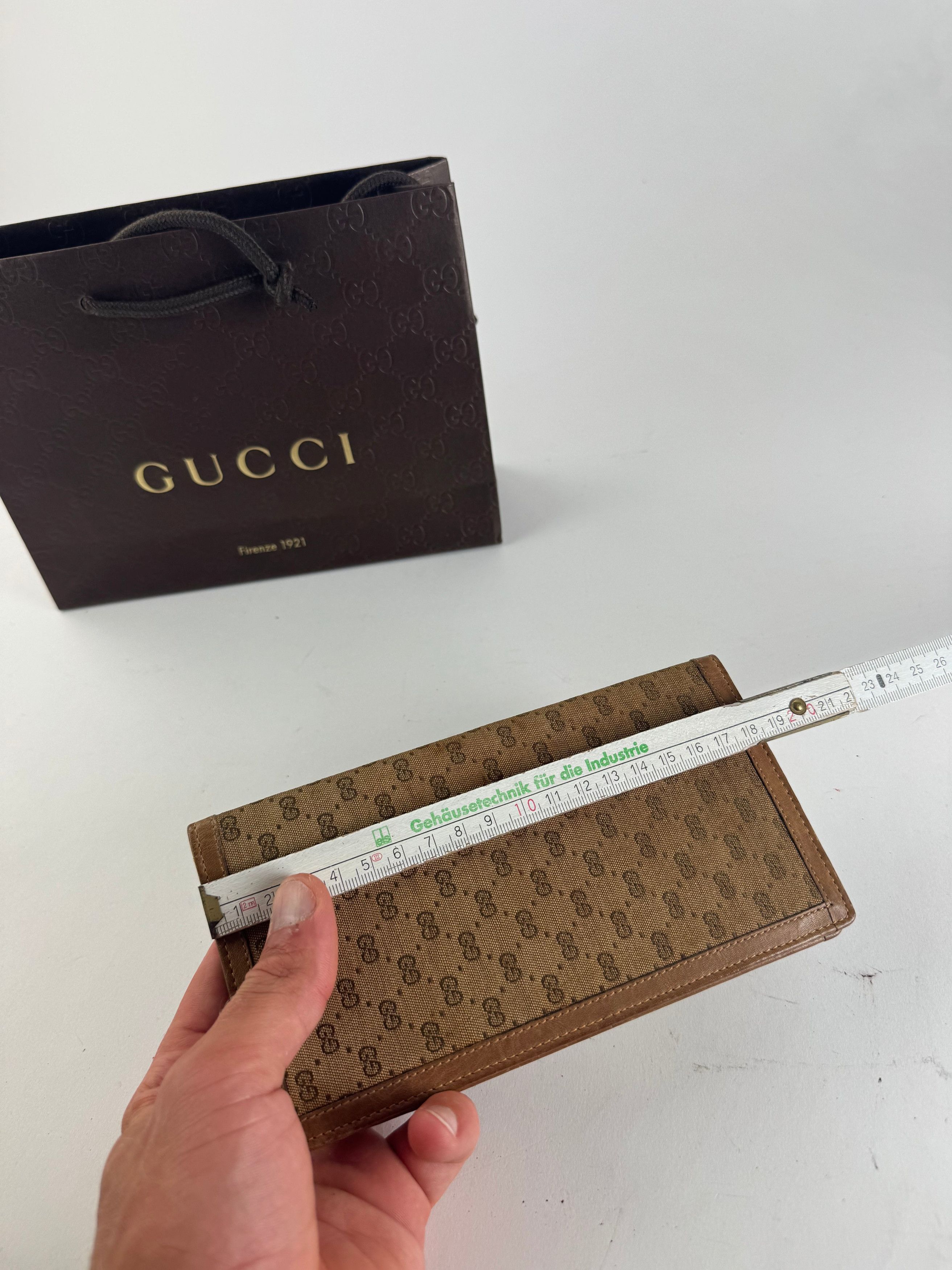 Gucci Vintage Monogram Card / ID Holder beige Brown Size ONE SIZE - 9 Thumbnail