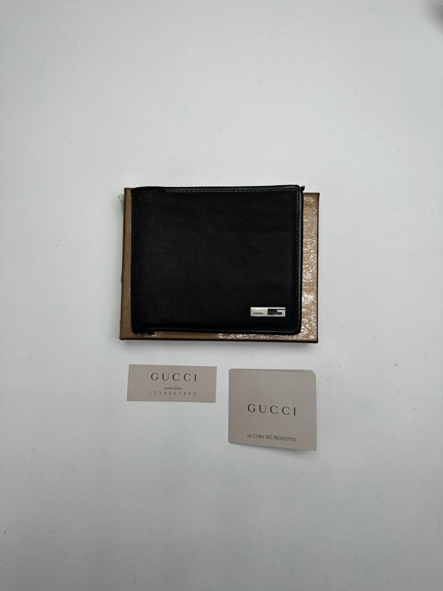 Gucci Vintage Flapable Wallet Black Size ONE SIZE - 2 Thumbnail