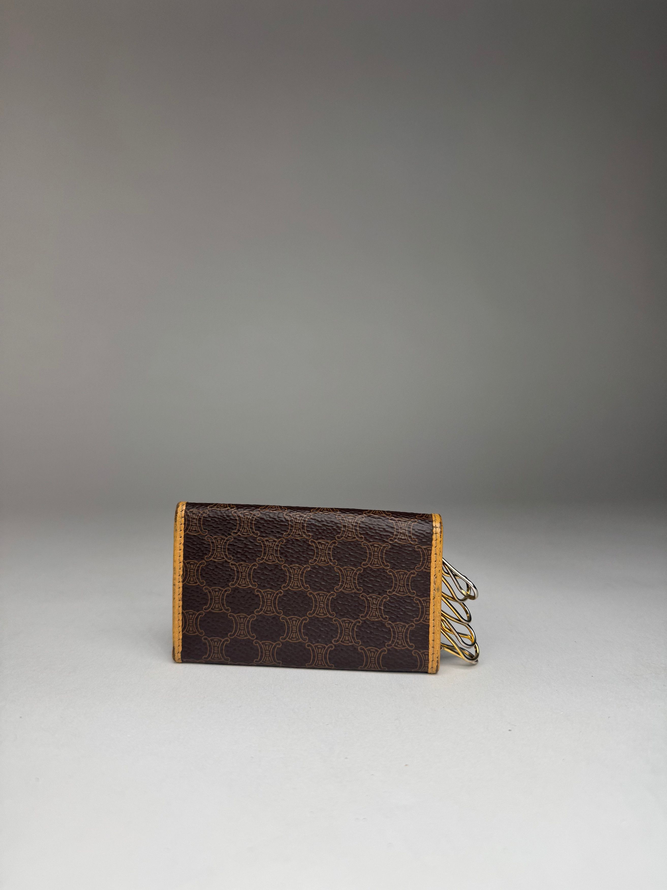 Celine Vintage Paris Leather Monogram Key Holder Size ONE SIZE - 6 Thumbnail