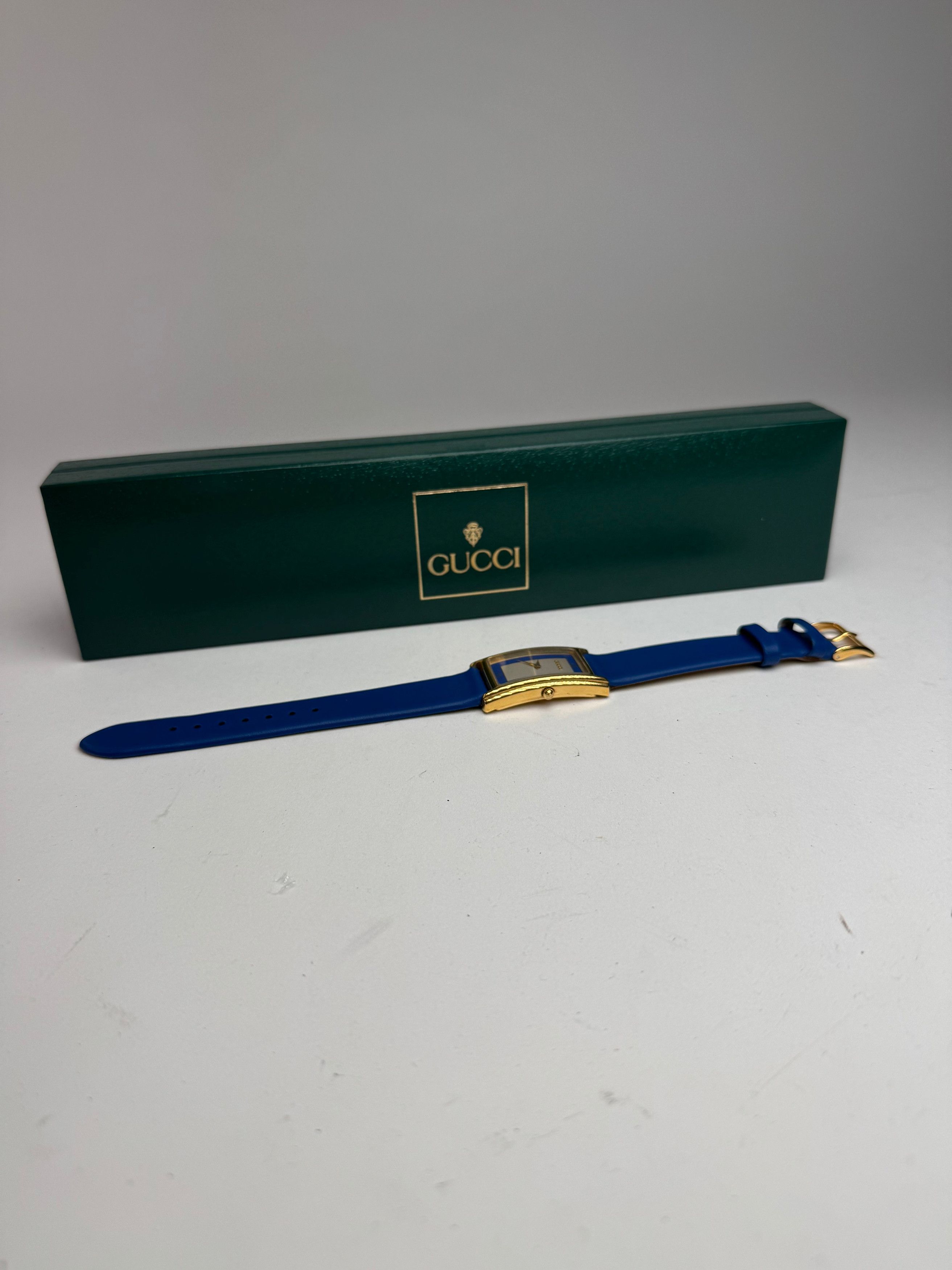 Gucci Vintage Watch Blue Gold Size ONE SIZE - 2 Thumbnail