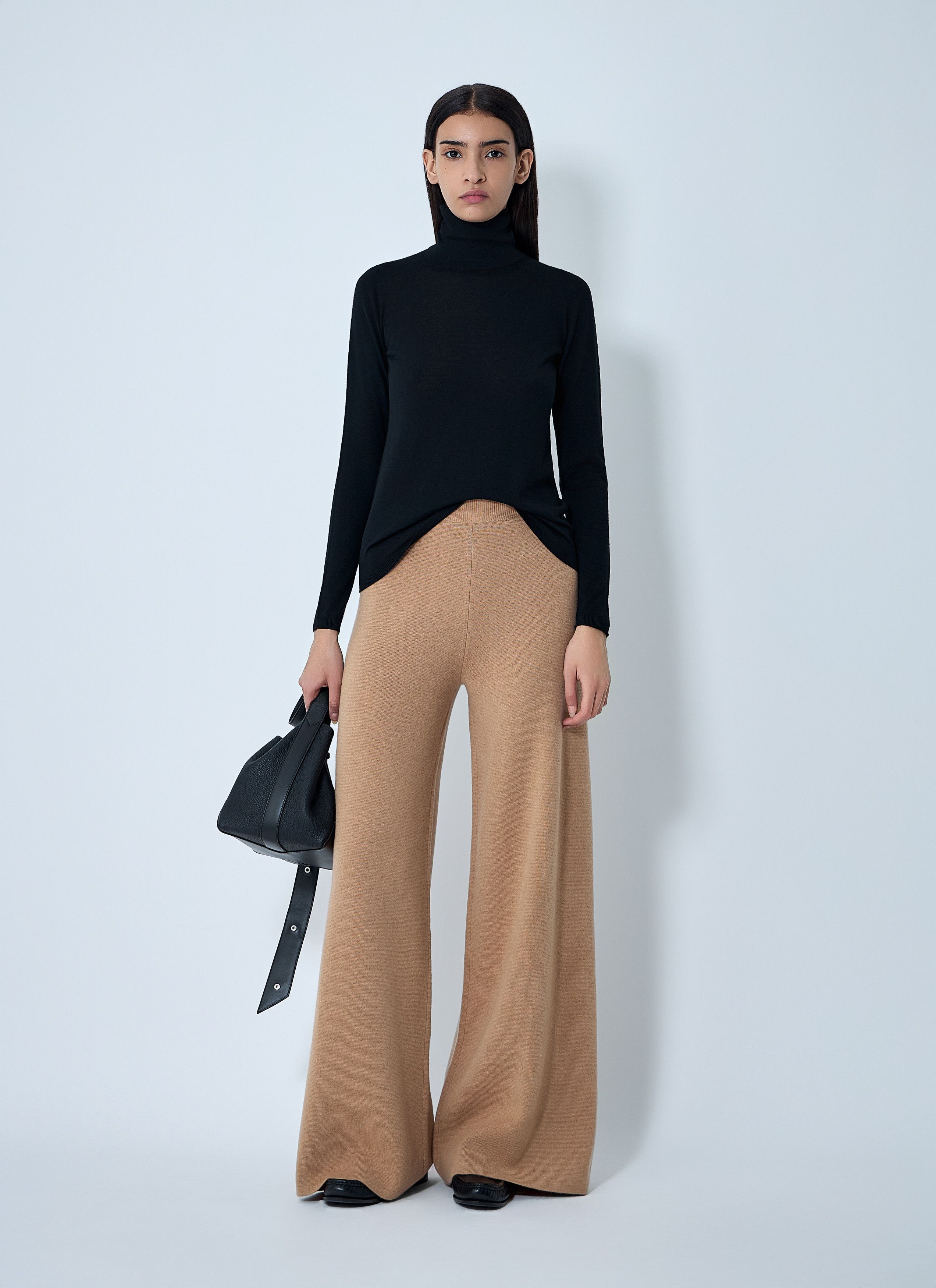 Max Mara Wool Turtleneck Sweater Size S / US 4 / IT 40 - 2 Thumbnail