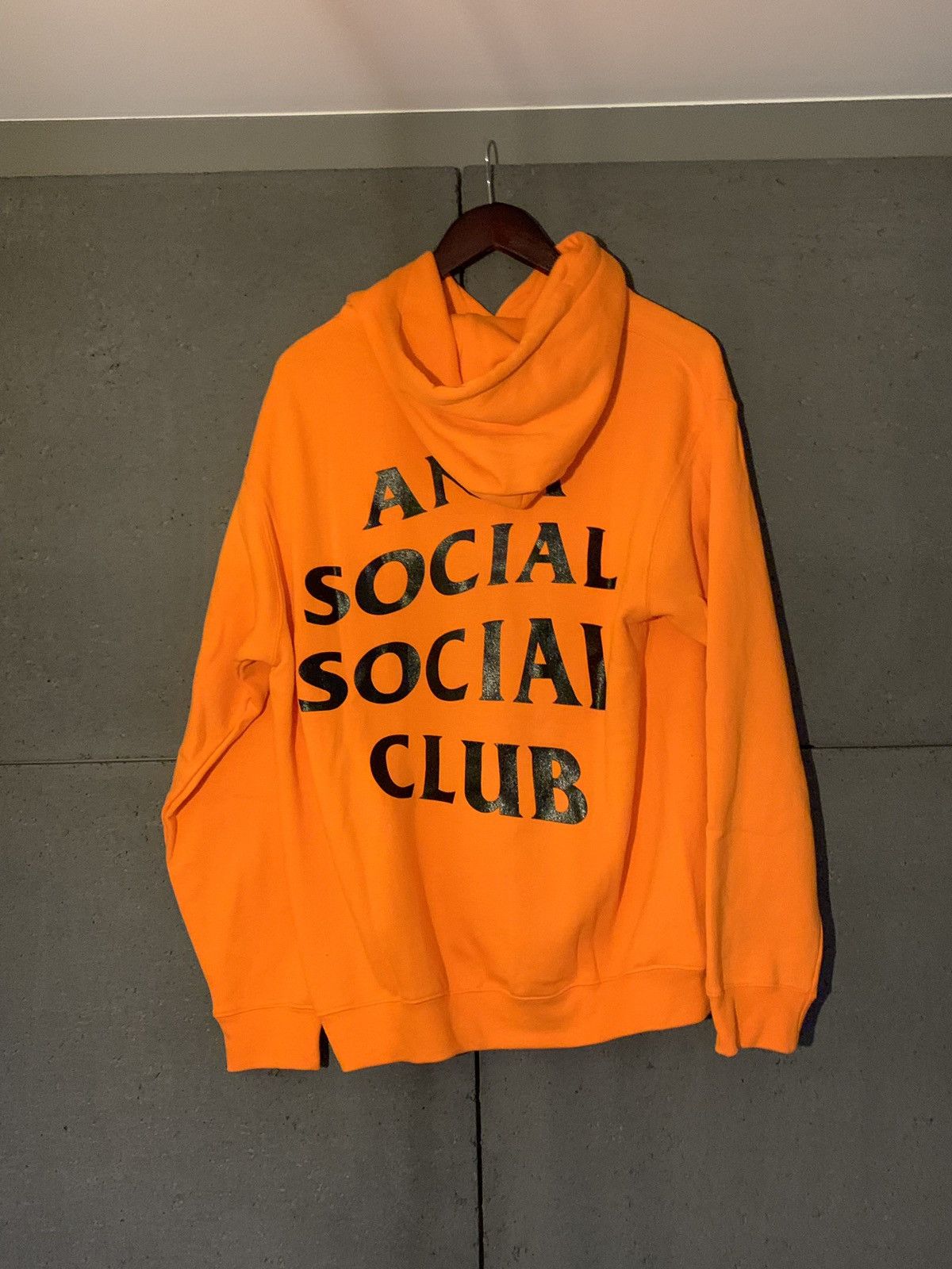 Undefeated ASSC X Undefeated Orange Paranoid Hoodie Size US S / EU 44-46 / 1 - 1 Preview