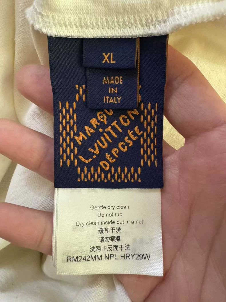 Louis Vuitton Louis Vuitton LV Pharrell Crystal Embellished Tee-yf Size US XL / EU 56 / 4 - 5 Thumbnail
