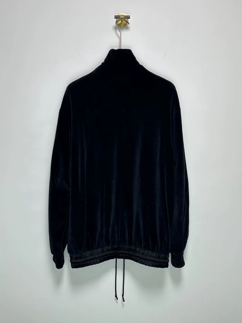 Gucci Gucci Black Velvet Logo Embroidery Jacket-yf Size US M / EU 48-50 / 2 - 2 Thumbnail