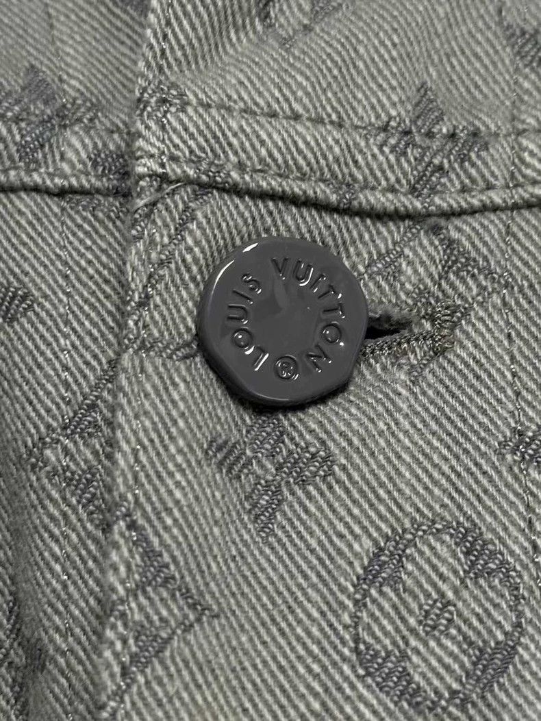 Louis Vuitton Louis Vuitton Gray Monogram Denim Jacket-yf Size US M / EU 48-50 / 2 - 3 Thumbnail